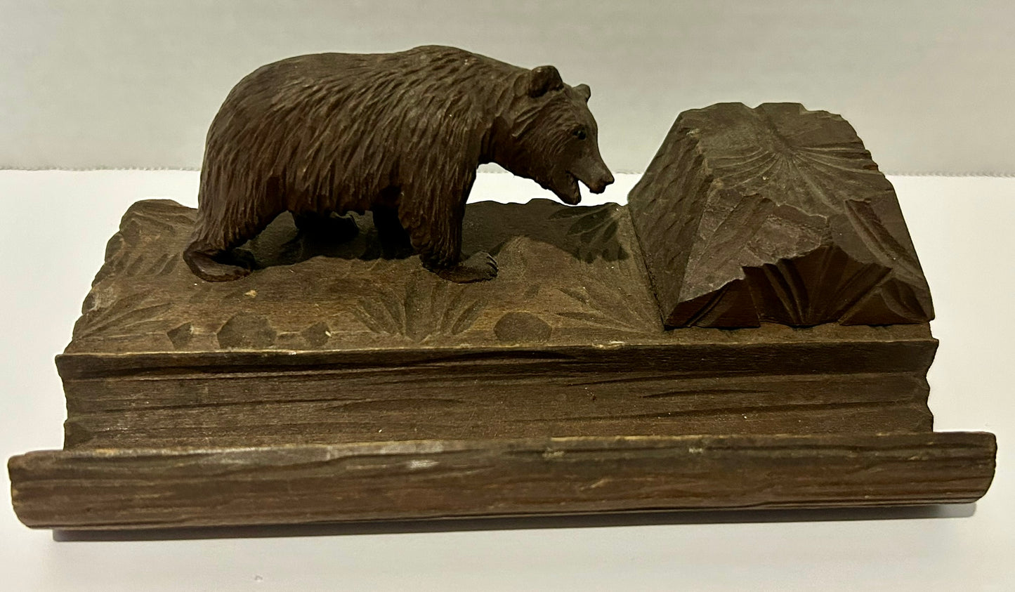 BLACK FOREST CARVED FIGURAL BEAR ANTIQUE INKWELL