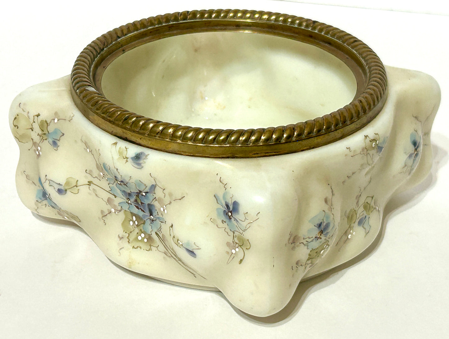 WAVECREST GLASS ANTIQUE FERNER