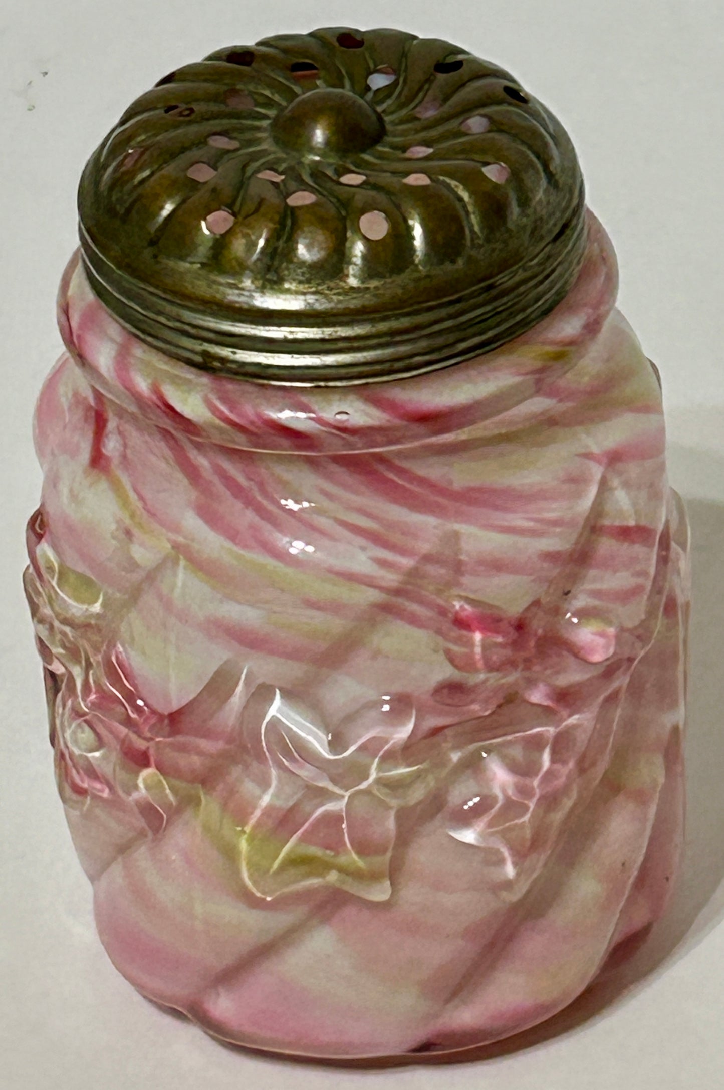 NORTHWOOD GLASS ROYAL OAK SPATTER SUGAR SHAKER