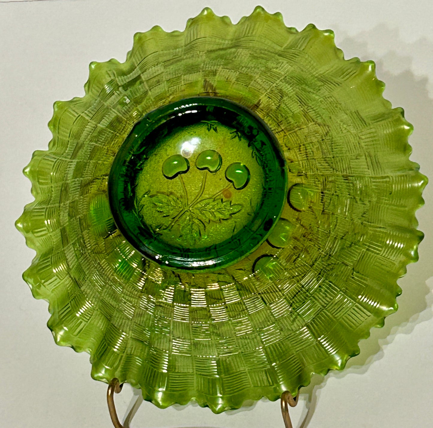 CARNIVAL GLASS THREE FRUITS BOWL