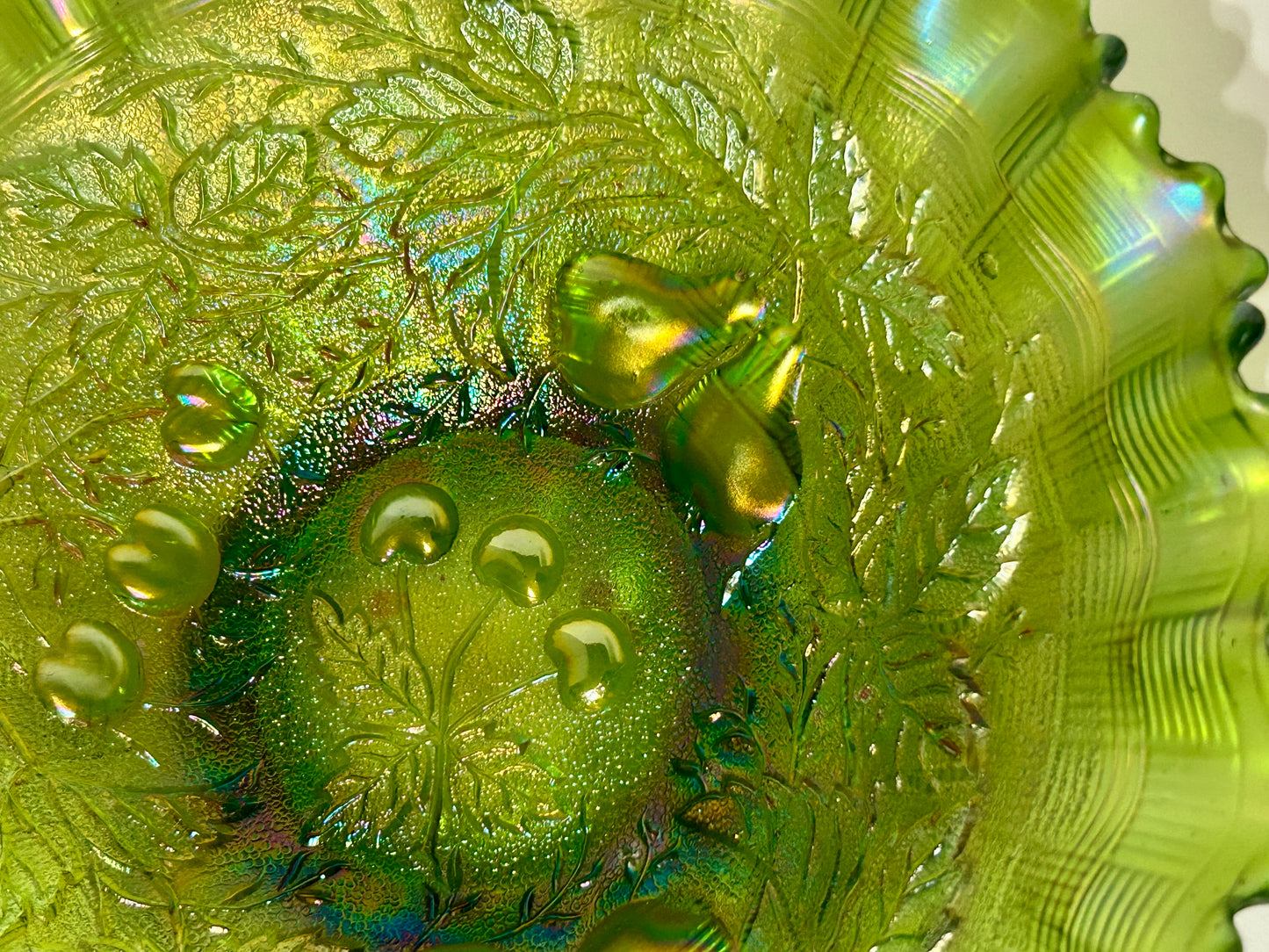 CARNIVAL GLASS THREE FRUITS BOWL