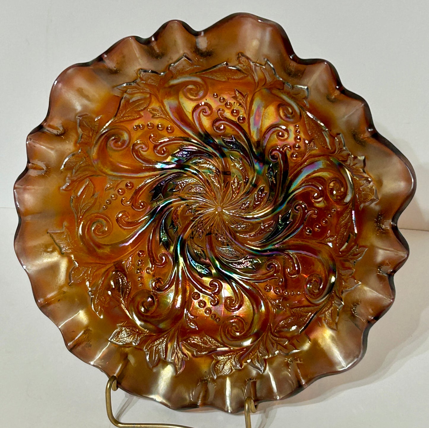 CARNIVAL GLASS MILLERSBURG SEAWEED AMETHYST BOWL