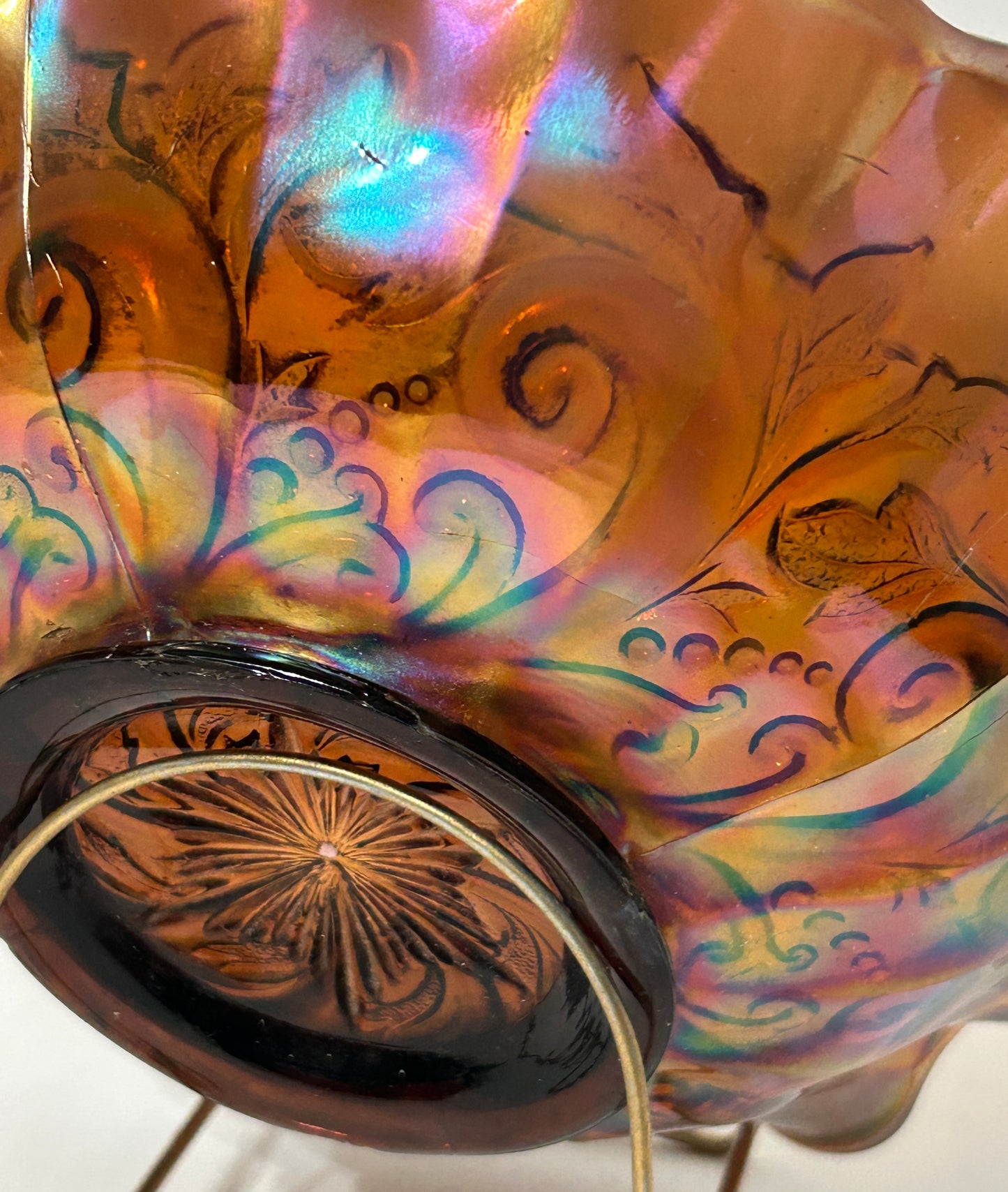 CARNIVAL GLASS MILLERSBURG SEAWEED AMETHYST BOWL