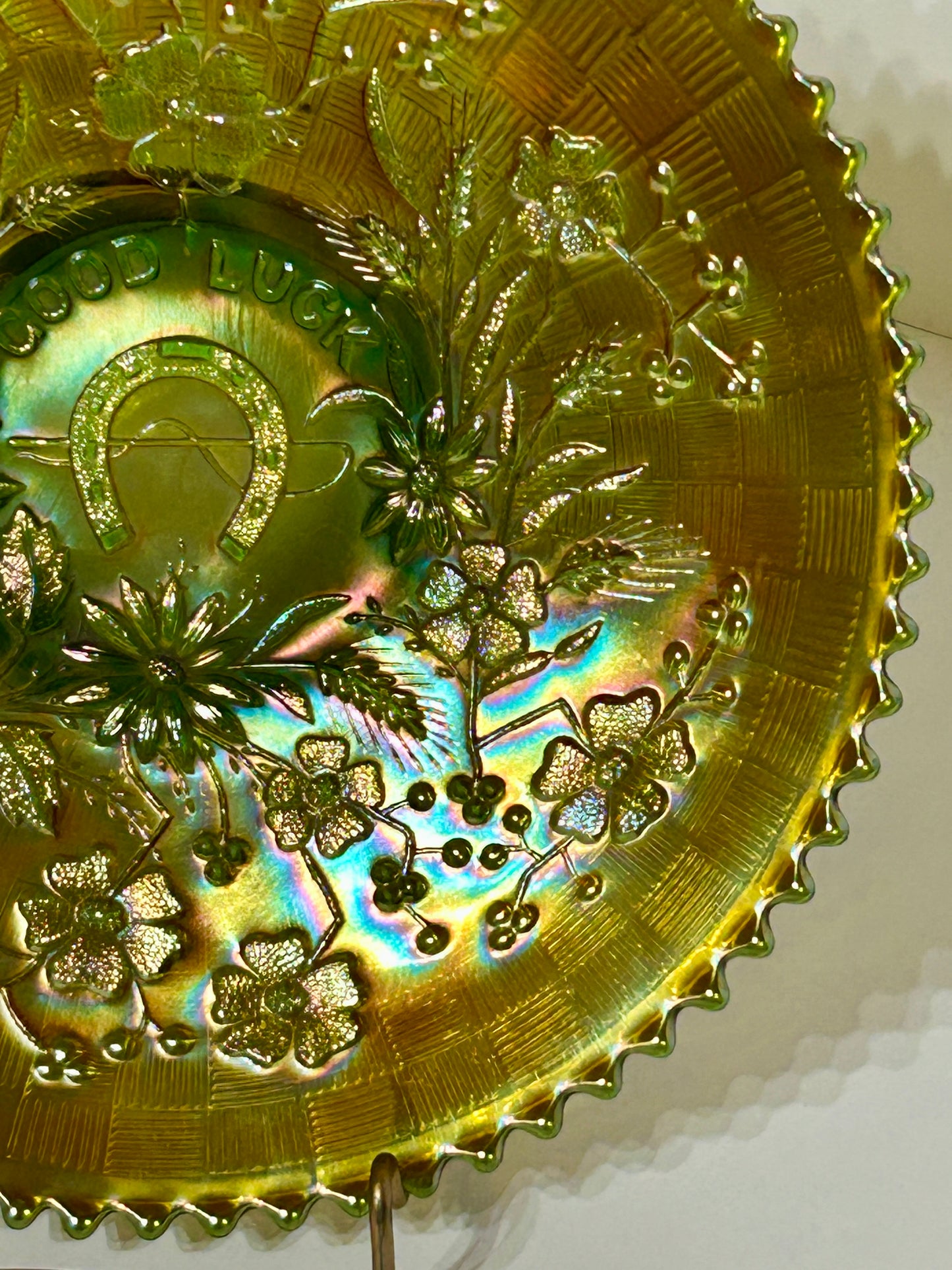 CARNIVAL GLASS GREEN GOOD LUCK PLATE