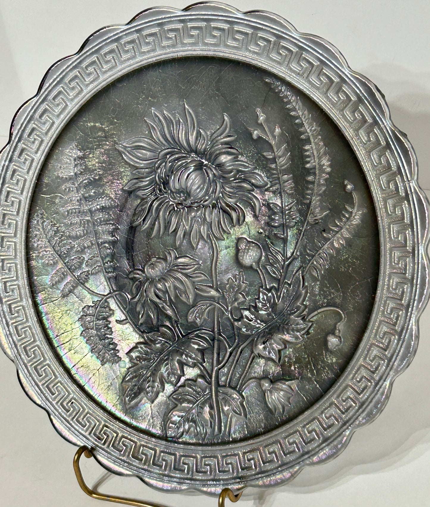 IMPERIAL CARNIVAL GLASS OLD SMOKY CHRYSANTHEMUM CHOP PLATE