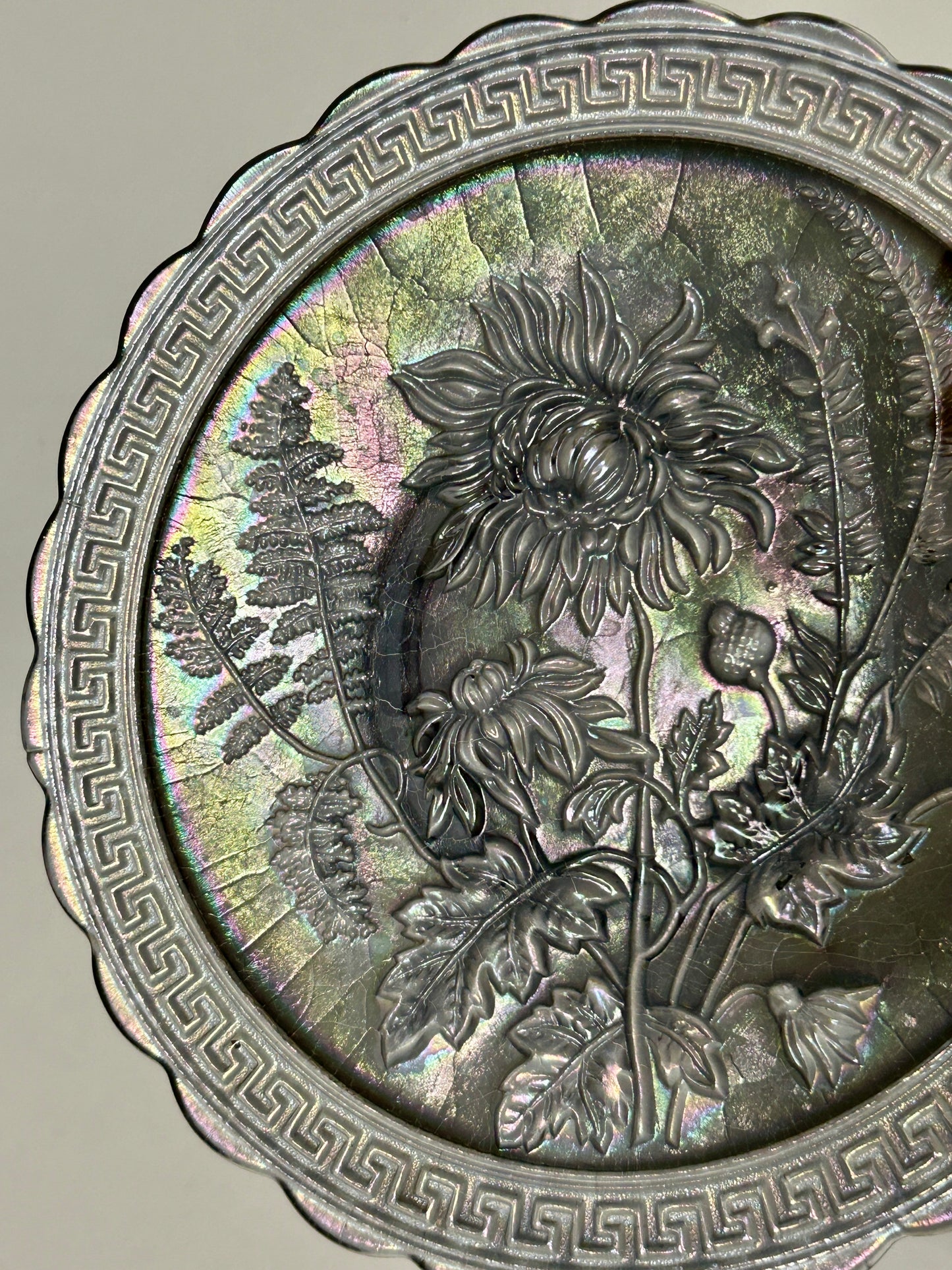 IMPERIAL CARNIVAL GLASS OLD SMOKY CHRYSANTHEMUM CHOP PLATE