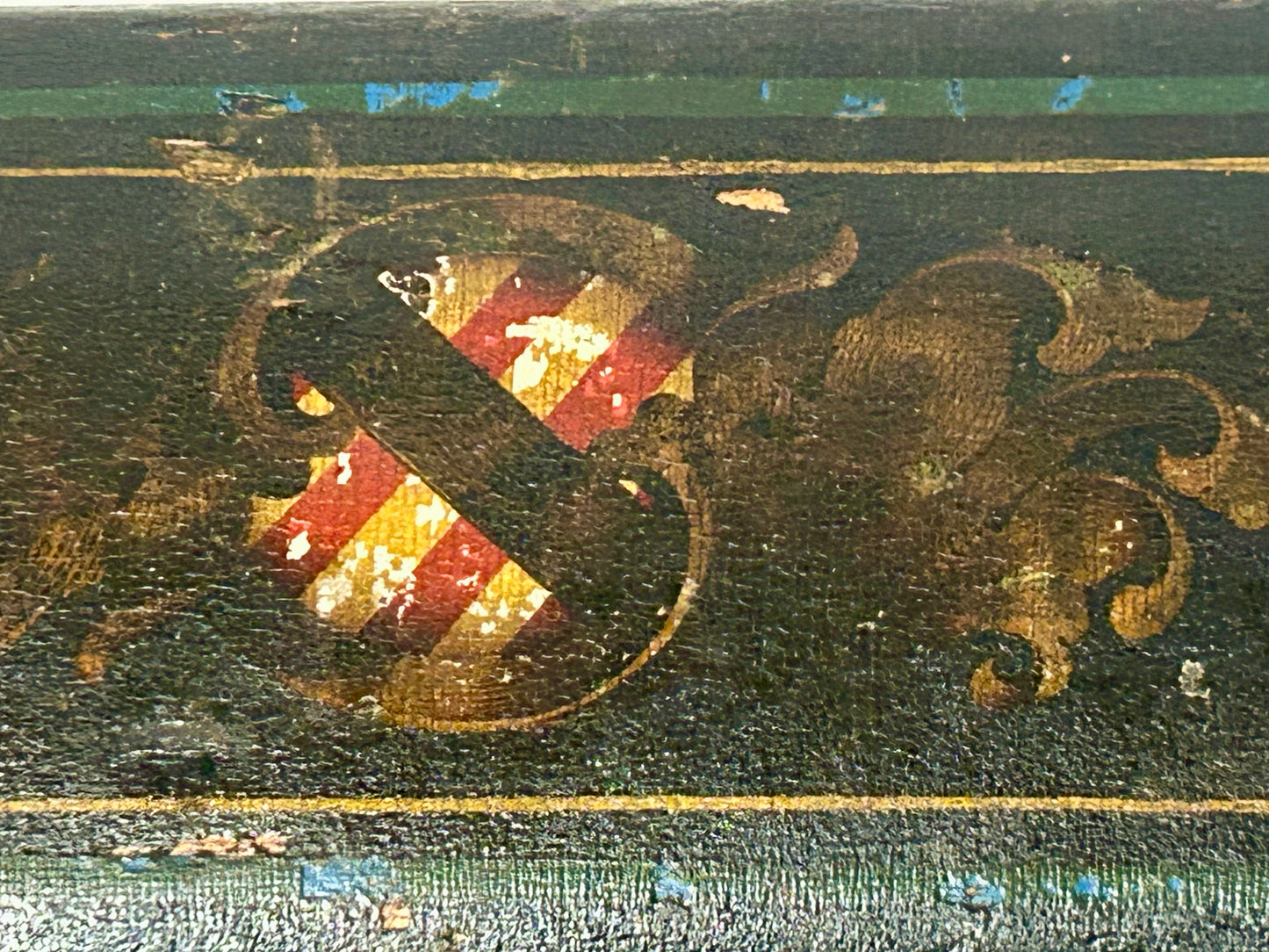 CIVIL WAR ERA FLUTE IN PATRIOTIC SHIELD DECORATED BOX