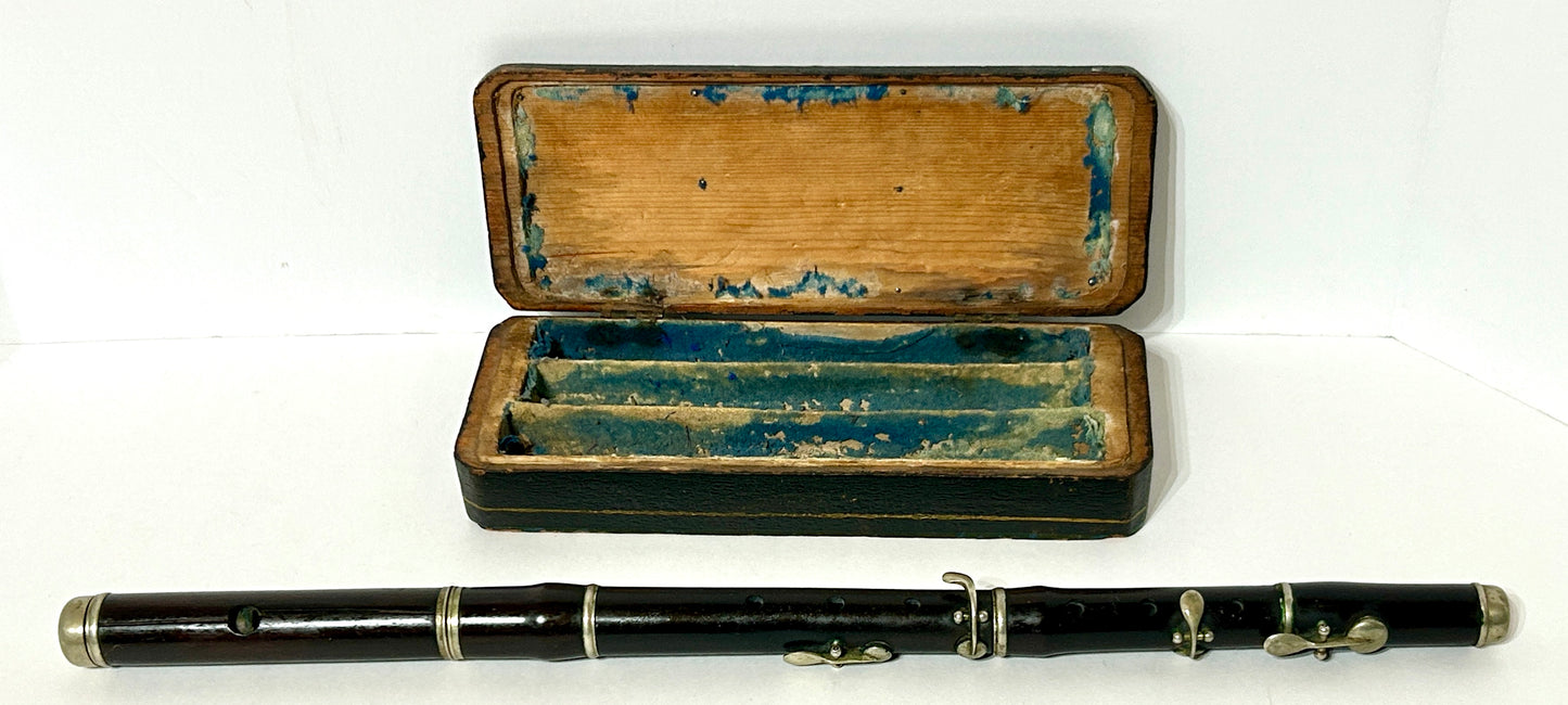 CIVIL WAR ERA FLUTE IN PATRIOTIC SHIELD DECORATED BOX