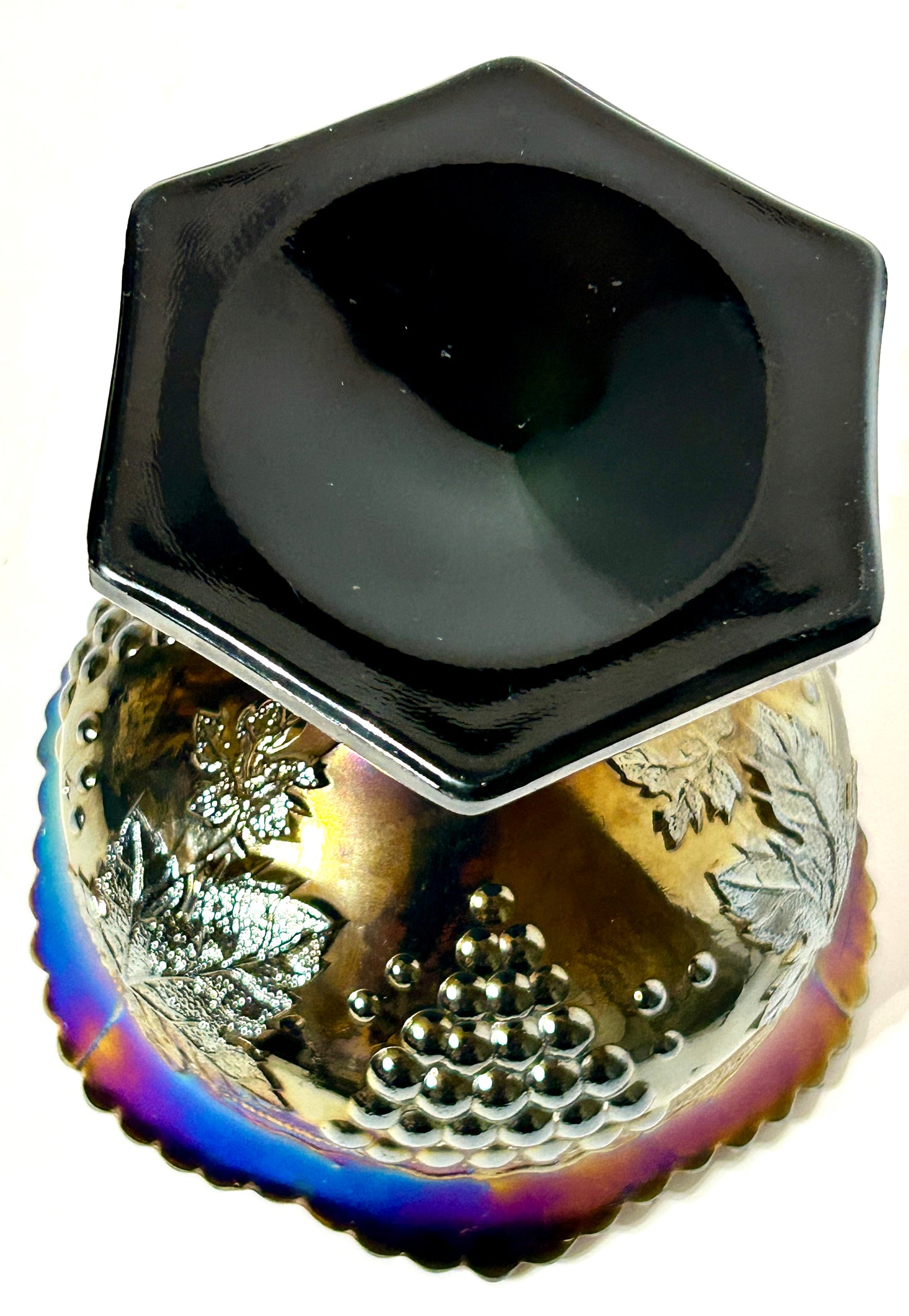 CARNIVAL GLASS GRAPE AND CABLE AMETHYST COVERED SWEETMEAT