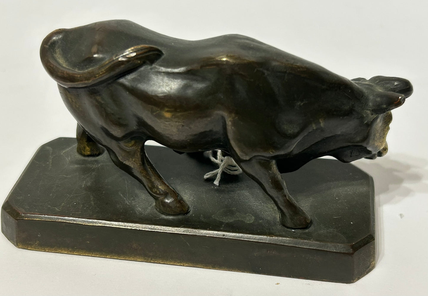 MADDOX TABLETS BULL ADVERTISING PAPERWEIGHT