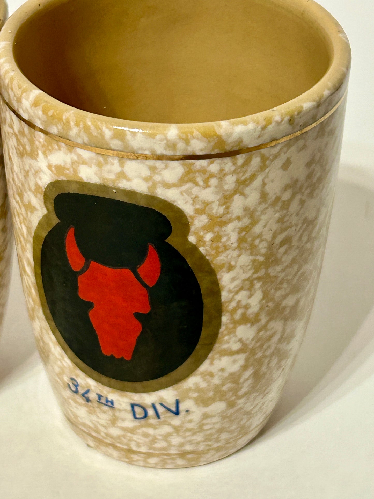 WWII 34TH DIVISION RED BULL 135TH INFANTRY SET OF FOUR CERAMIC TUMBLERS