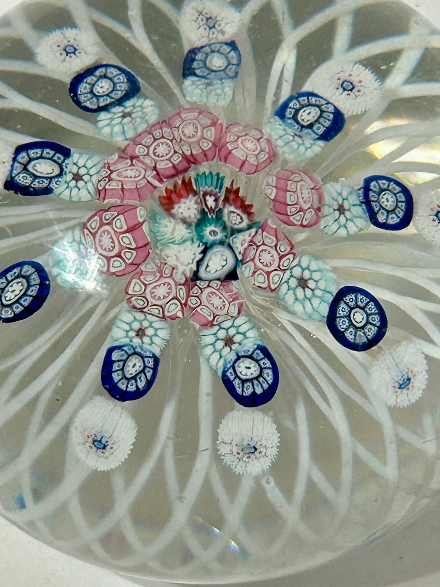 ANTIQUE SANDWICH NEW ENGLAND GLASS CO. PAPERWEIGHT