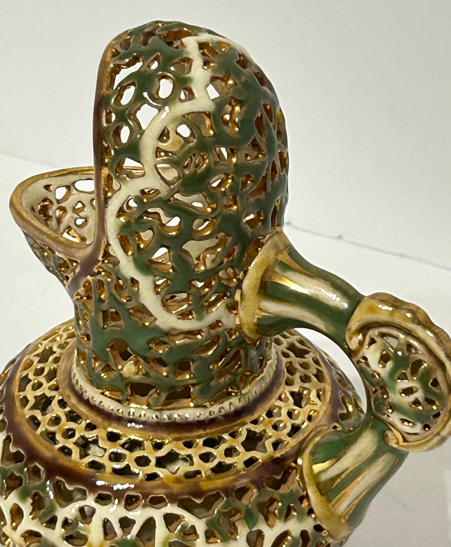 ZSOLNAY PORCELAIN RETICULATED EWER PITCHER