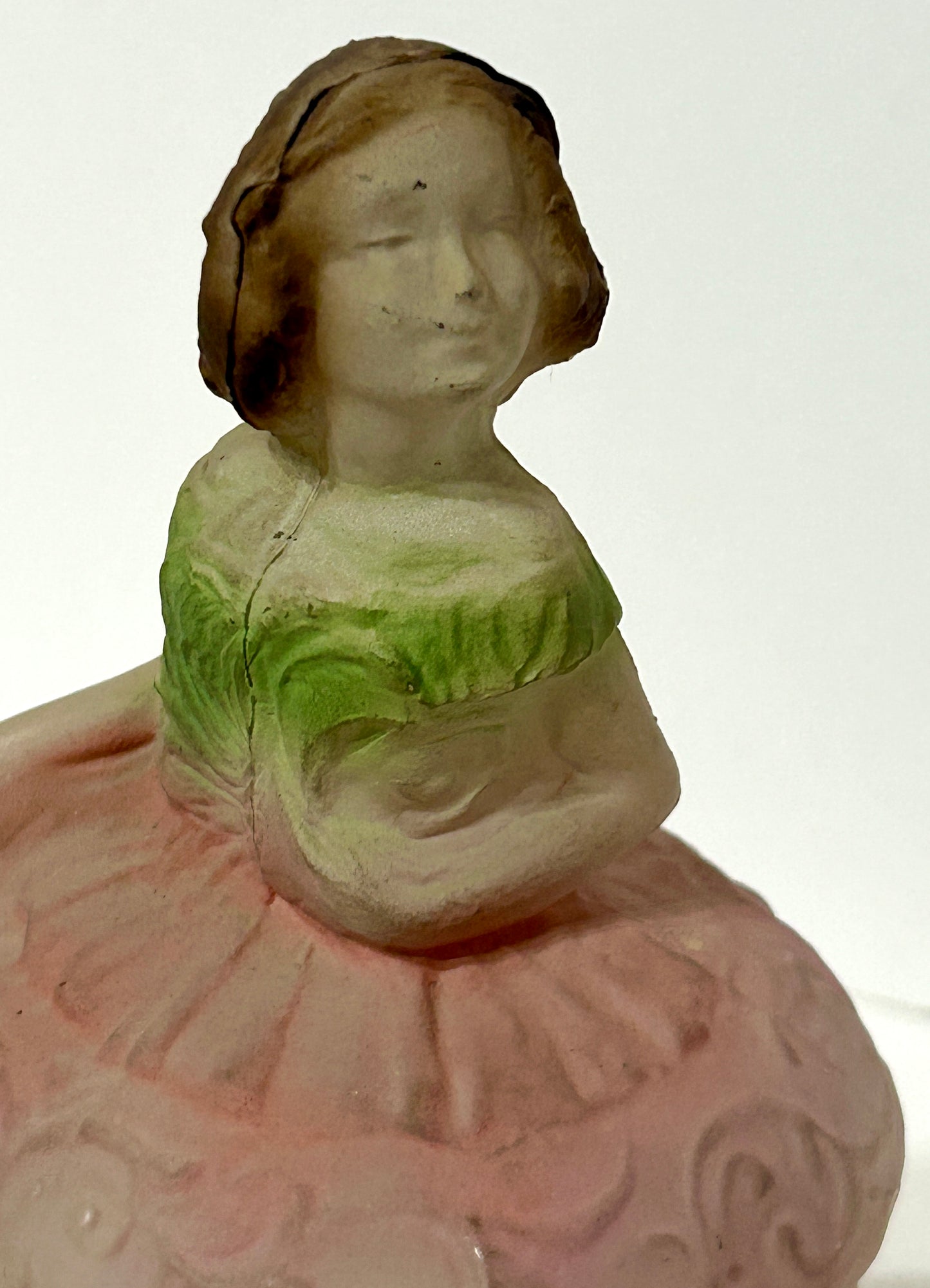 FIGURAL GIRL TIFFIN GLASS LAMP