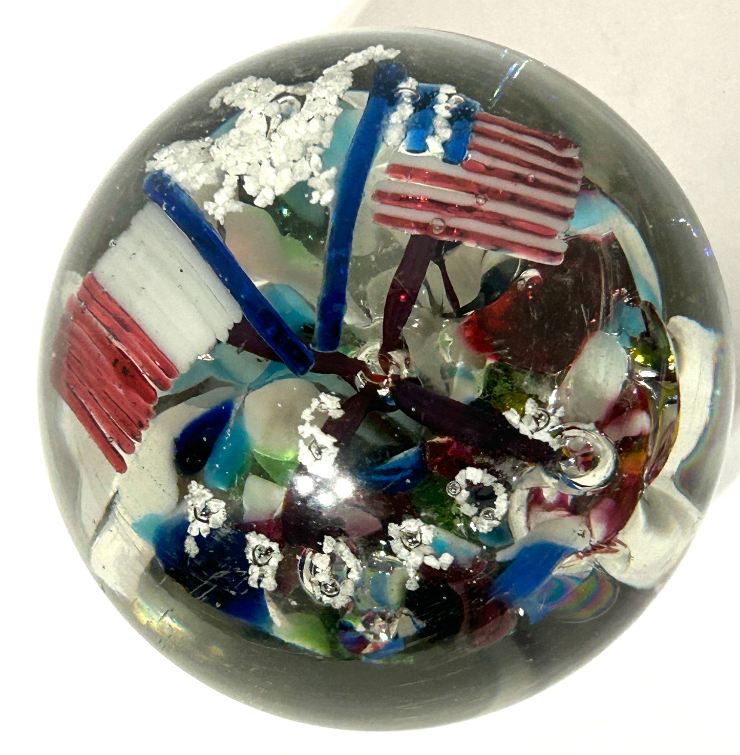 WORLE WAR I ERA GLASS PAPERWEIGHT OR DOOR STOP WITH PATRIOTIC EAGLE AND FLAGS