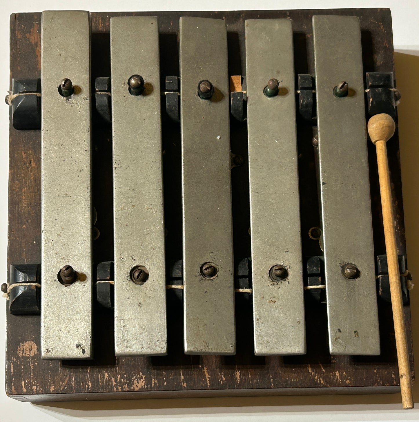 RAILROAD CAR ANTIQUE DINNER CHIMES