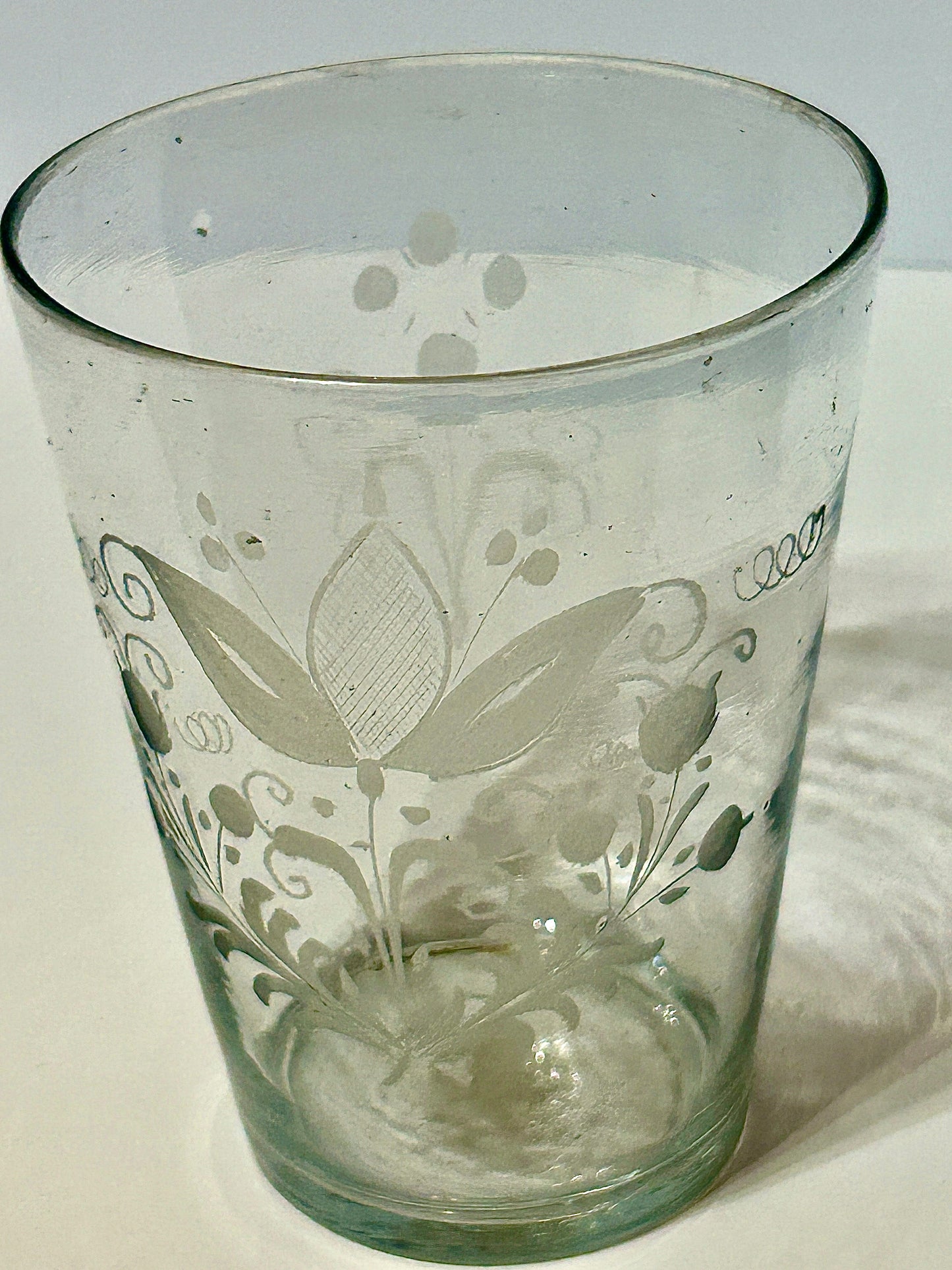 STEIGEL TYPE EARLY BLOWN GLASS ETCHED FLIP GLASS