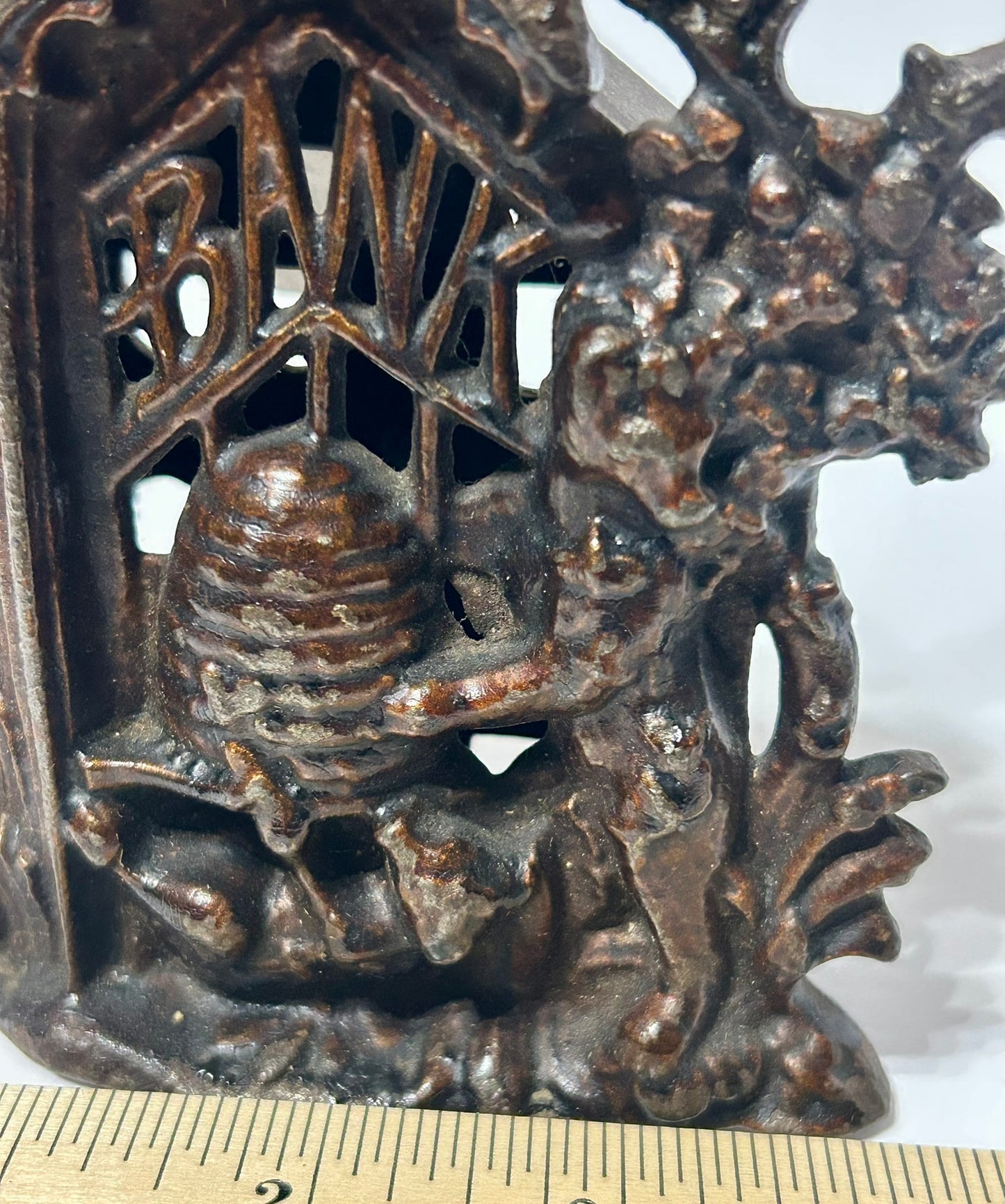 ANTIQUE IRON BANK BEAR & HONEY