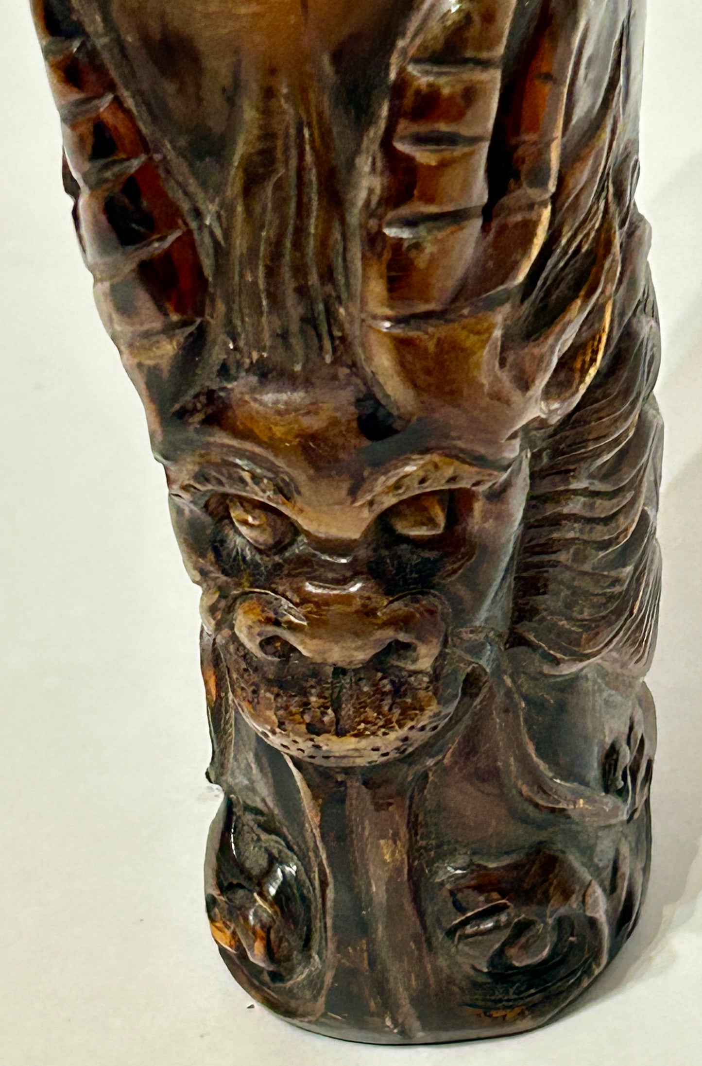 ANTIQUE CHINESE CARVED HORN LIBATION CUP