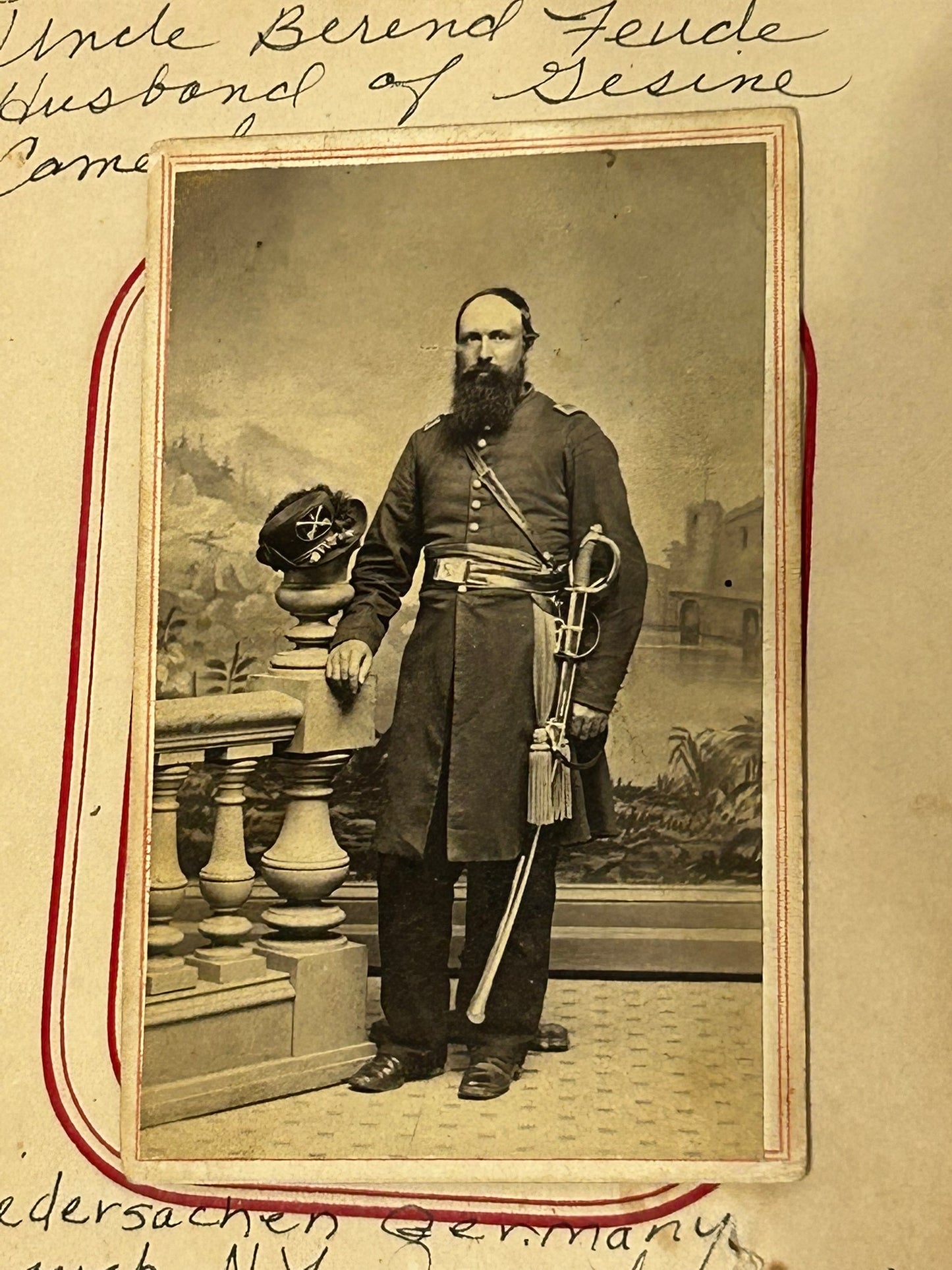 CIVIL WAR OFFICER PHOTO IN PERIOD PHOTO ALBUM