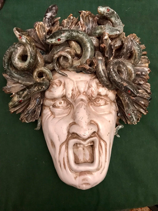 MEDUSA POTTERY HEAD