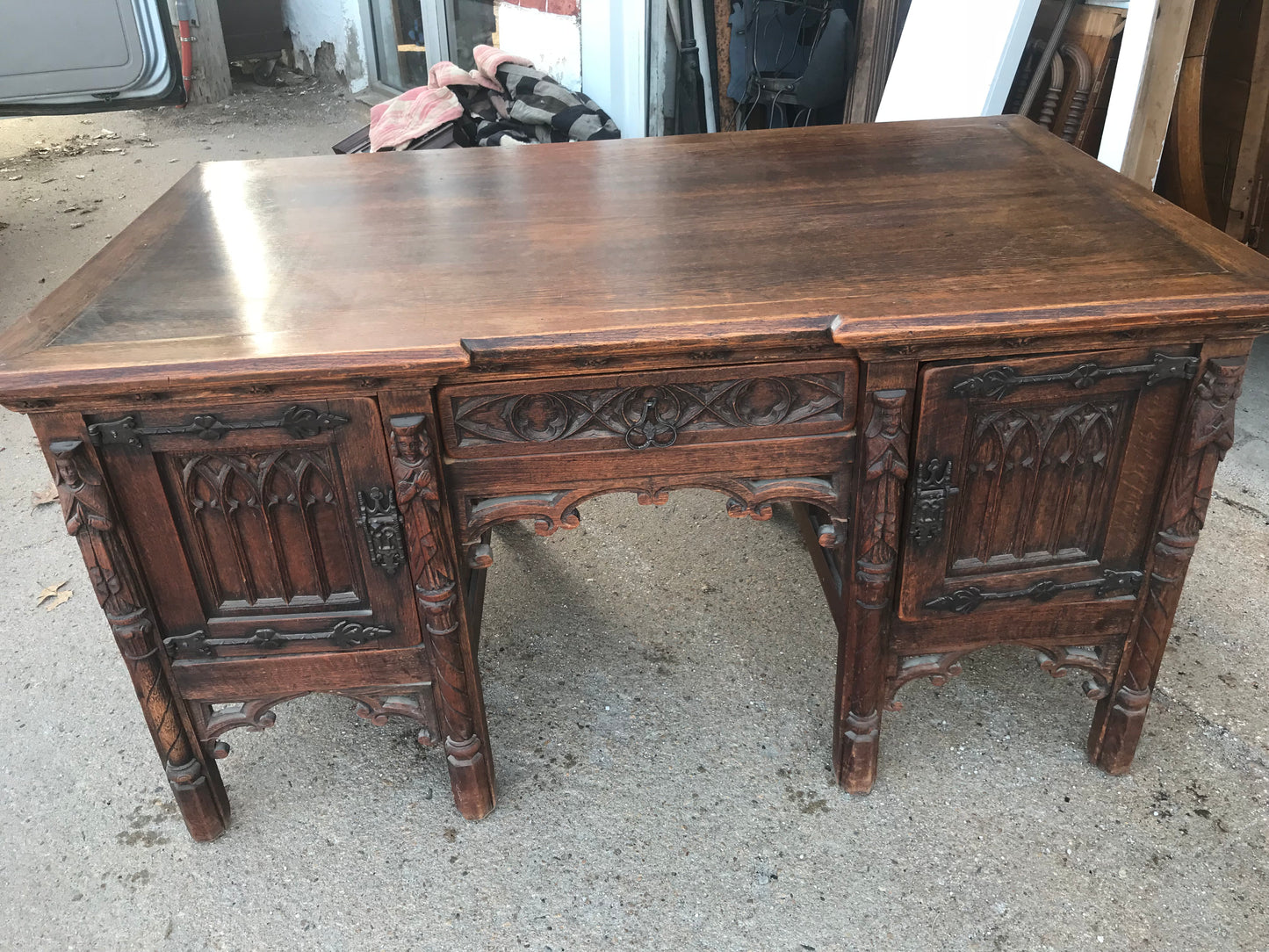 ANTIQUE GOTHIC STYLE DESK