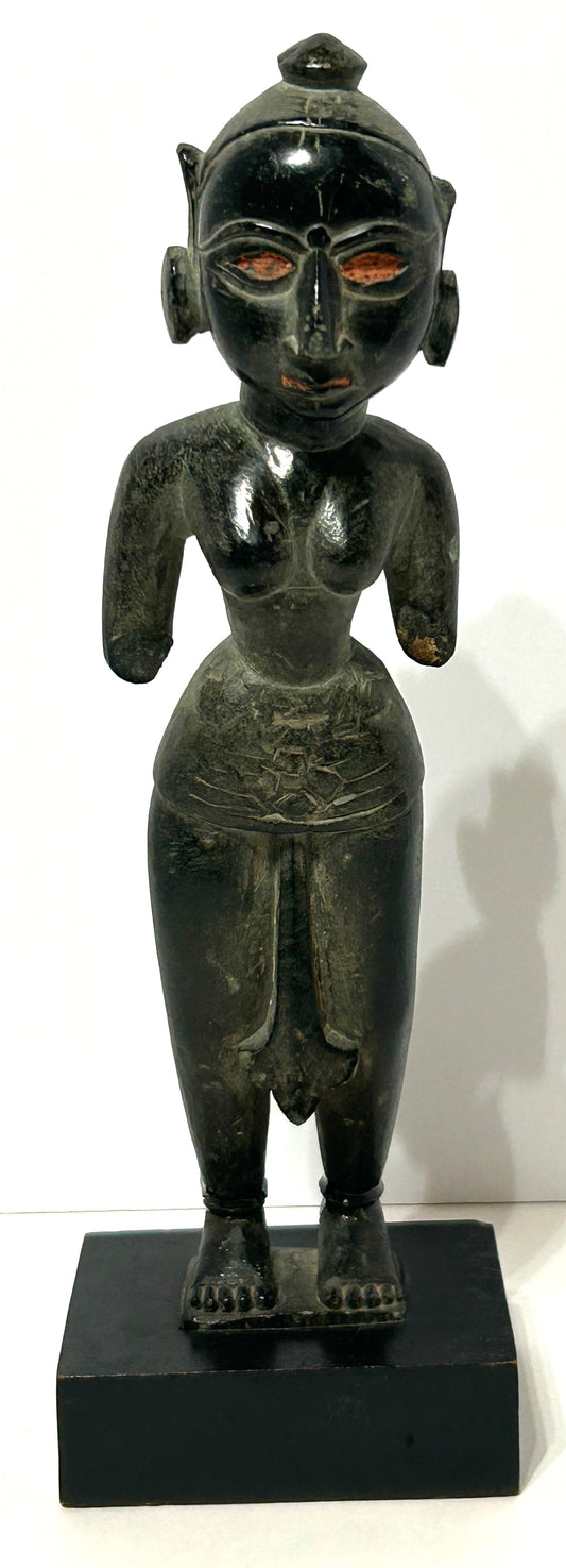 INDIA EARLY CARVED BLACK STONE SCHIST FIGURE
