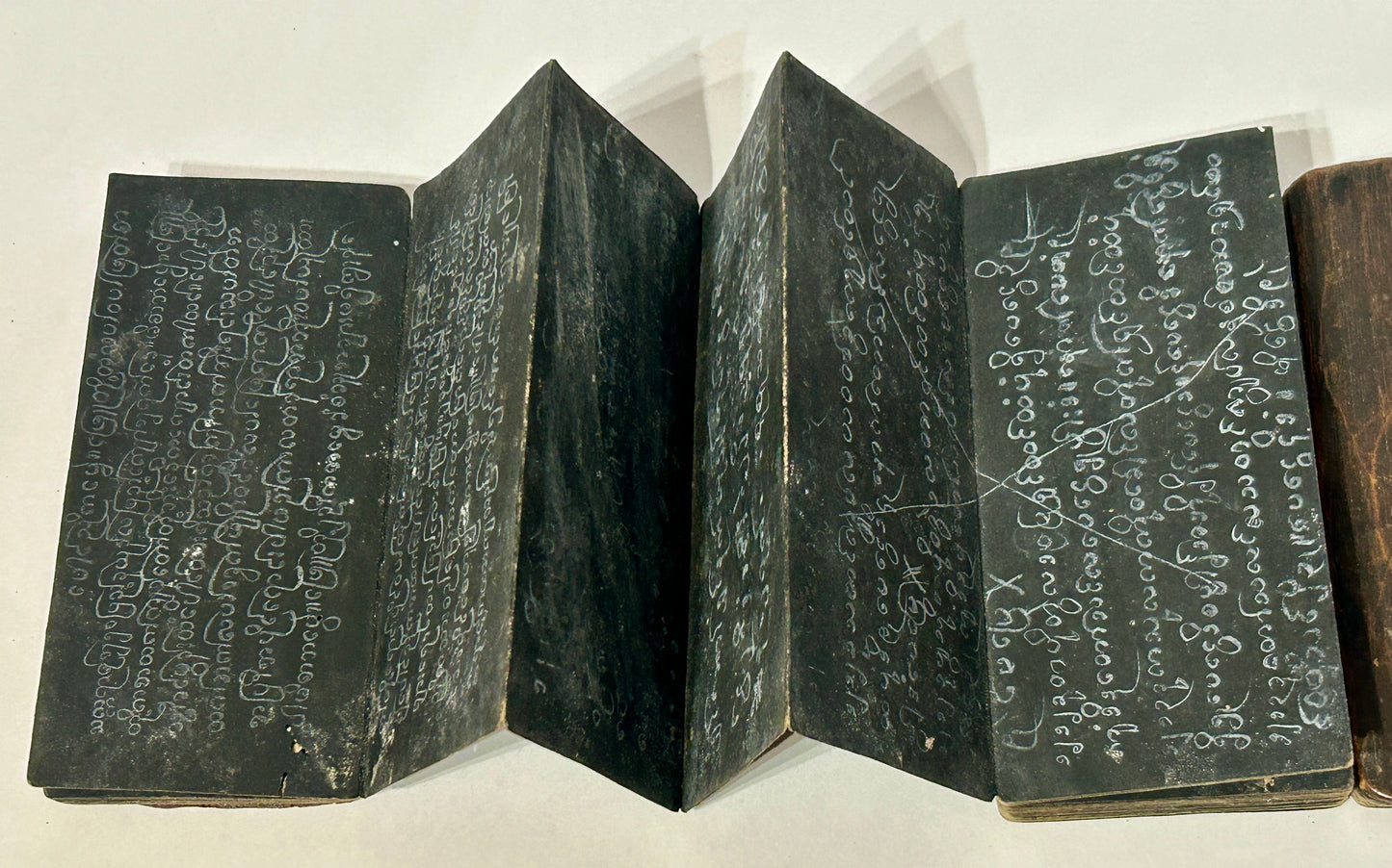 BURMESE 1800'S PRAYER BOOK
