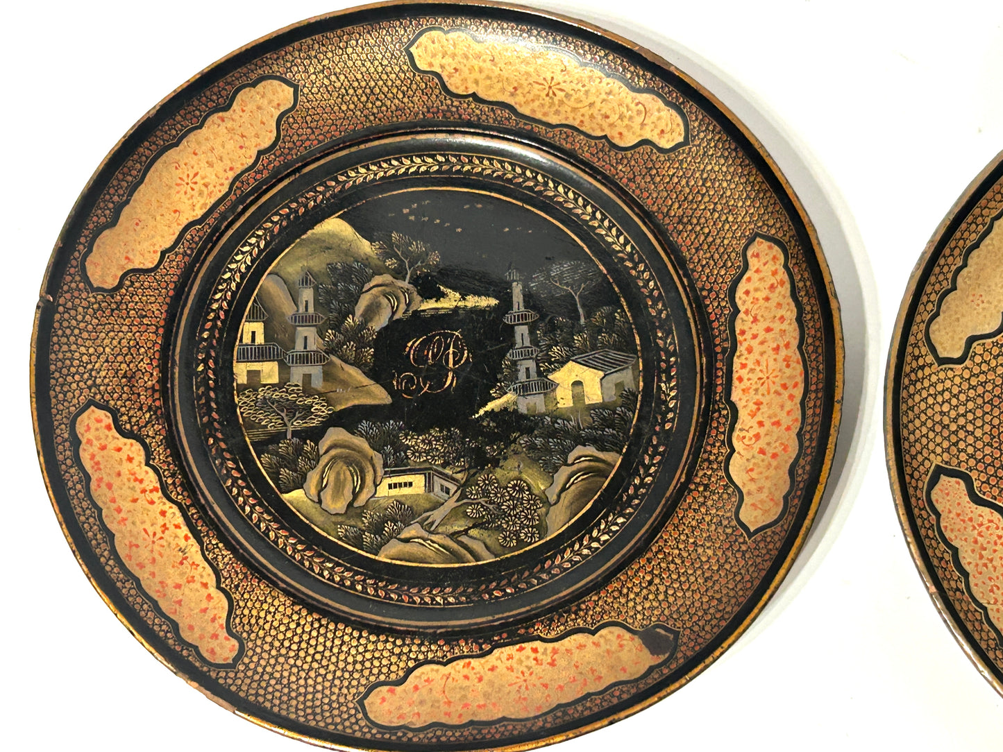 EARLY CHINESE EXPORT WOODEN PLATES