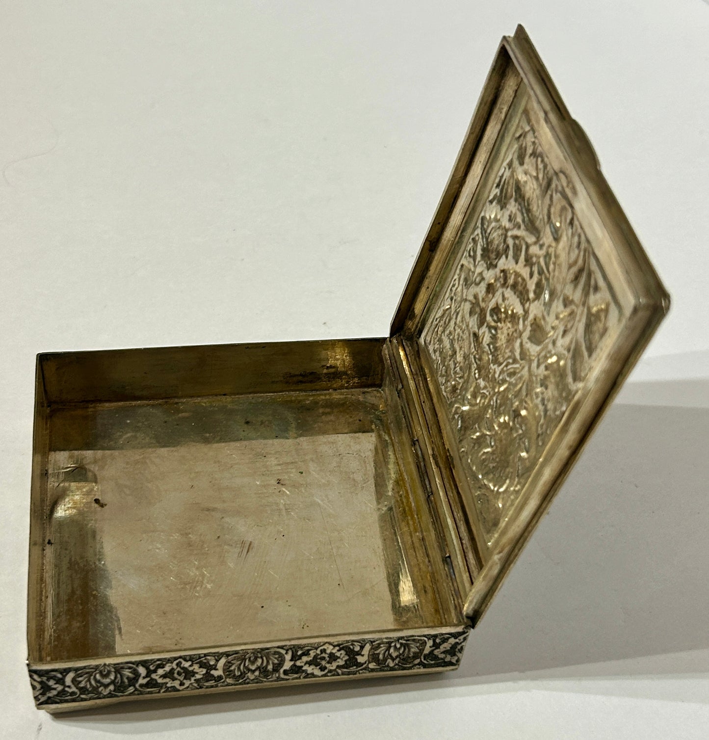 PERSIAN ANTIQUE SILVER BOX