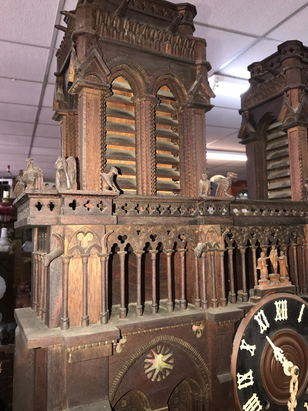 ANTIQUE FOLK ART JIG SAW CUT OUT LARGE NOTRE DAME CLOCK