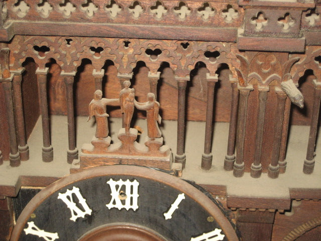 ANTIQUE FOLK ART JIG SAW CUT OUT LARGE NOTRE DAME CLOCK