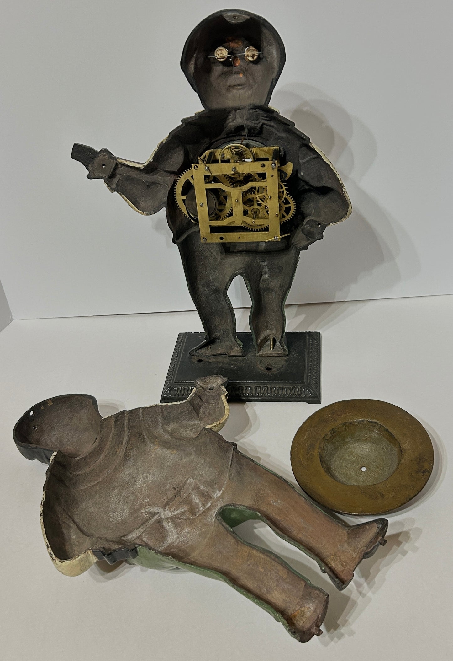 BRADLEY AND HUBBARD SAMBO FIGURAL MOVING EYE CLOCK