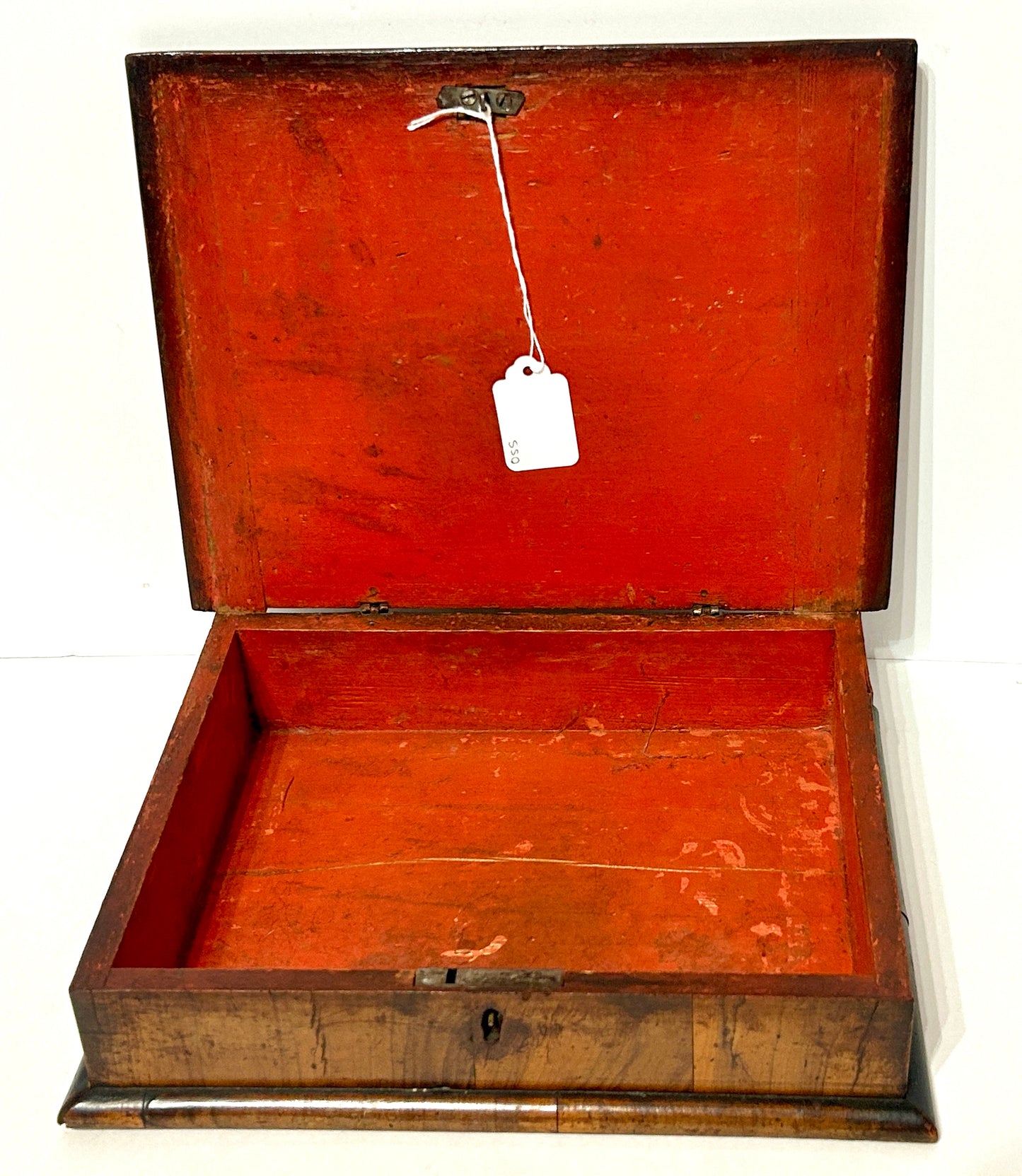 1700'S QUEEN ANNE INLAID OYSTER WOOD LACE BOX
