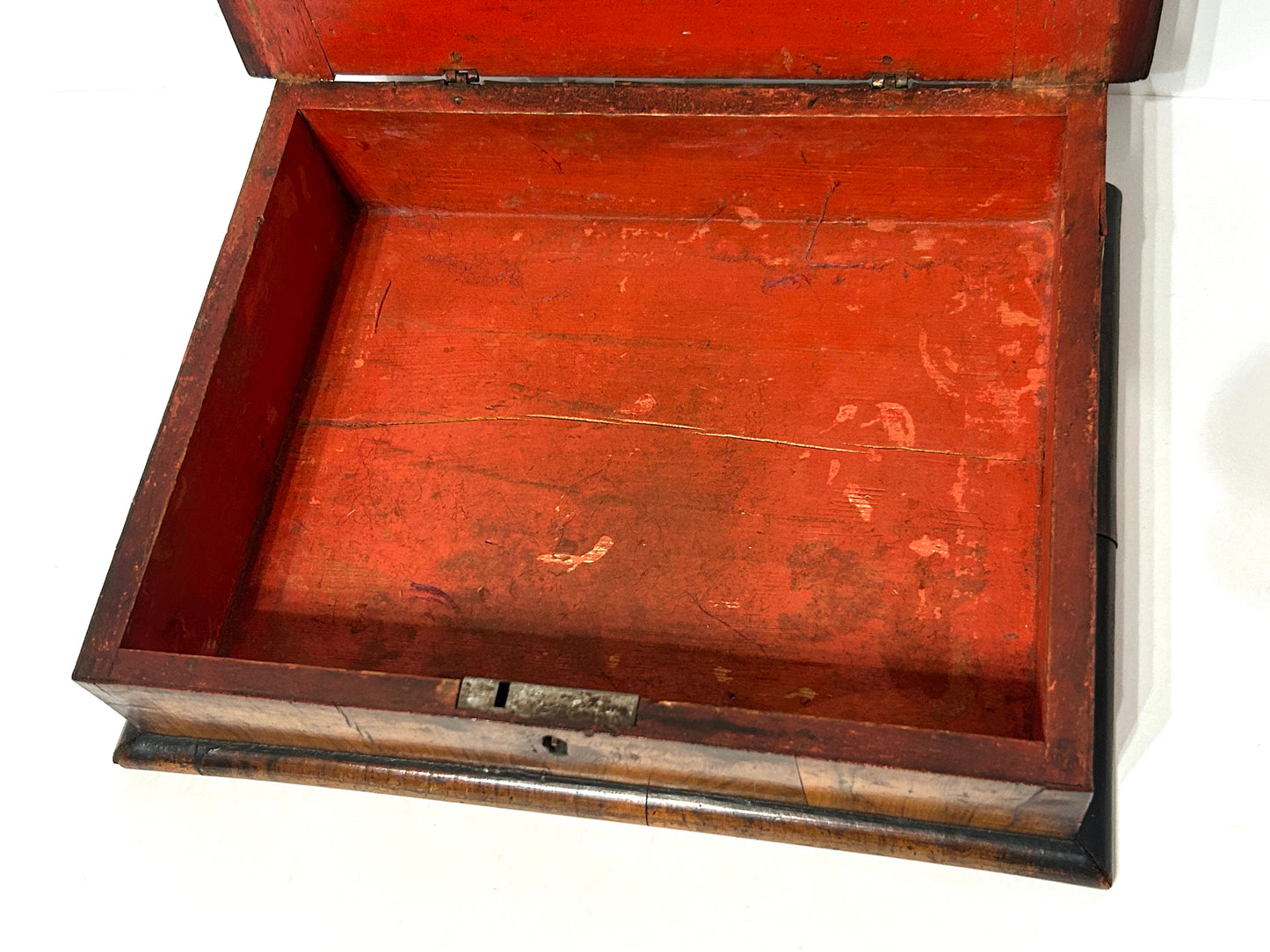 1700'S QUEEN ANNE INLAID OYSTER WOOD LACE BOX