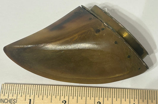 EARLY HORN SNUFF BOX