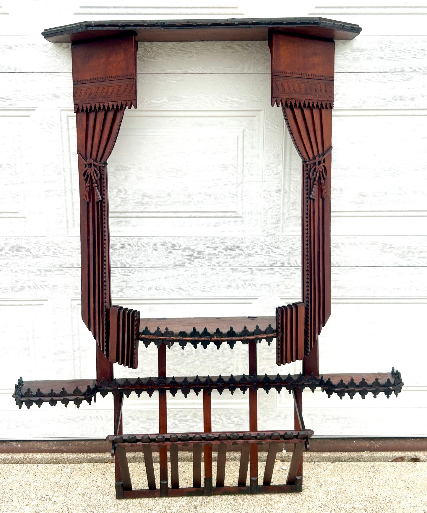 ANTIQUE FOLK ART WOOD CARVED CURTAINS WALL SHELF