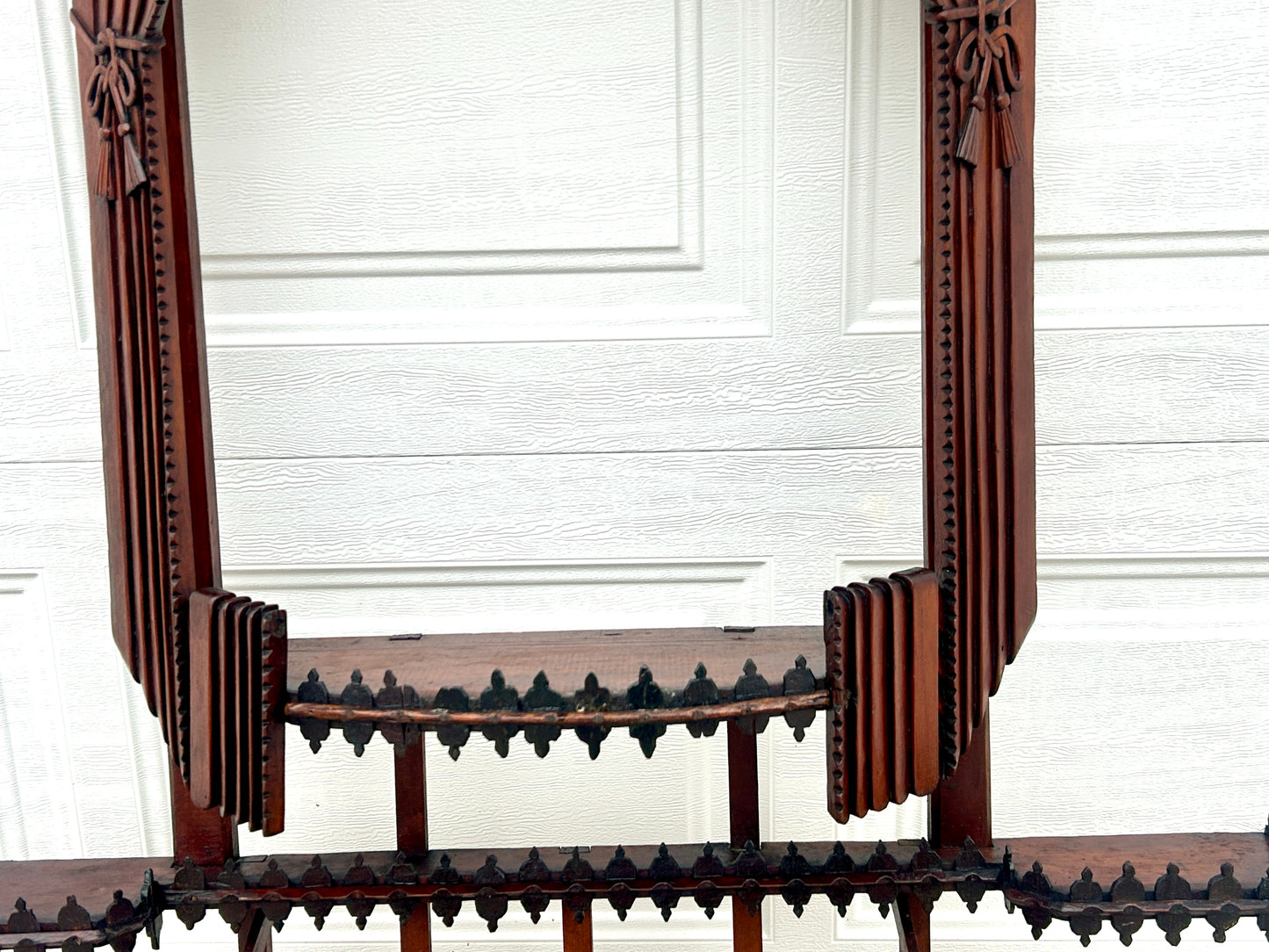 ANTIQUE FOLK ART WOOD CARVED CURTAINS WALL SHELF