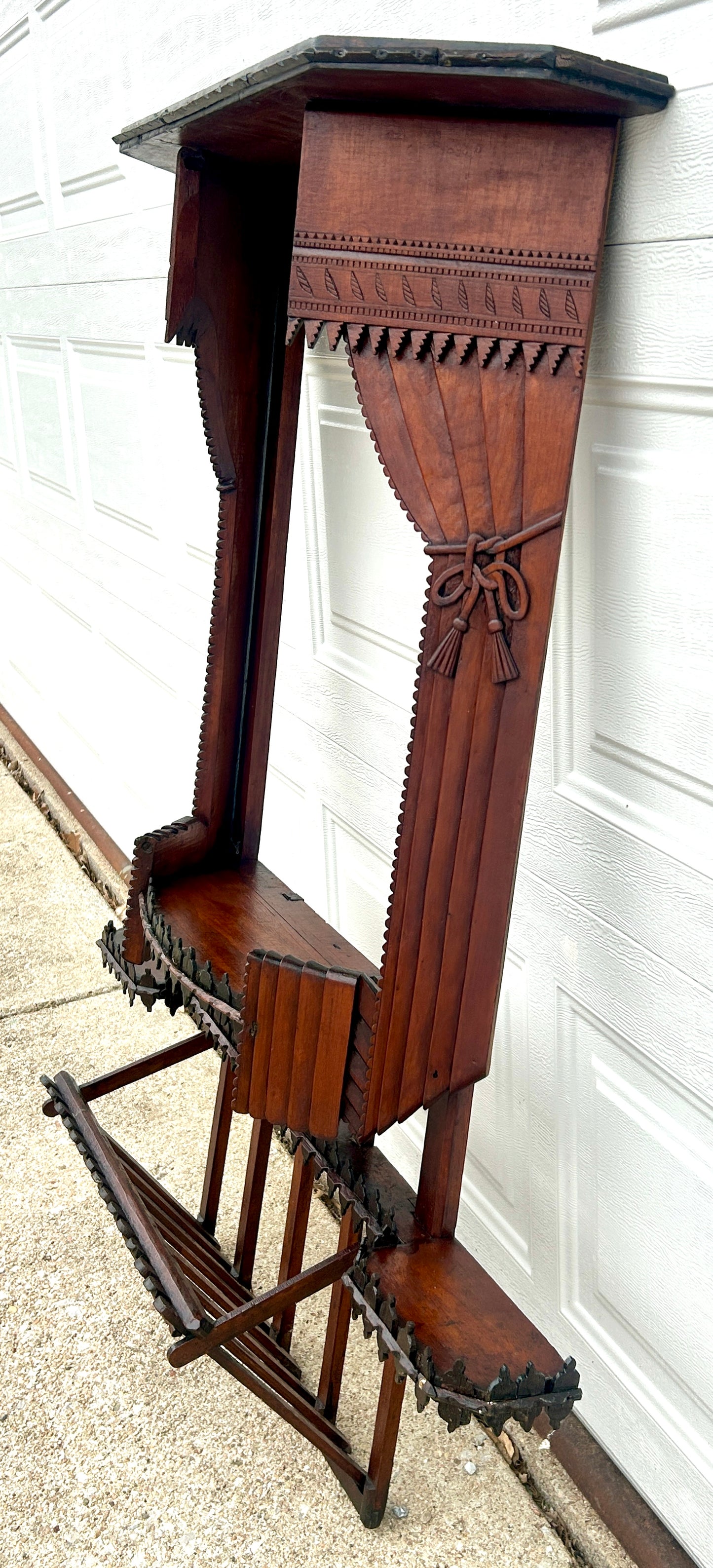 ANTIQUE FOLK ART WOOD CARVED CURTAINS WALL SHELF