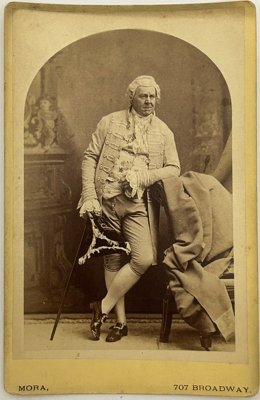 ANTIQUE PHOTOGRAPH OF ACTOR JOHN GILBERT