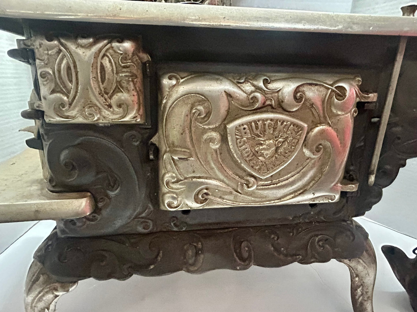 BUCKS JR. #2 LARGE CAST IRON WOOD COOK STOVE SAMPLE OR TOY