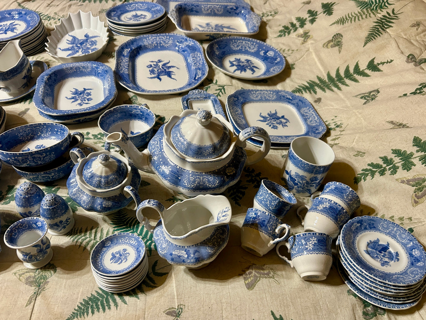 SPODE CAMILLA COPELAND BLUE AND WHITE SET OF EARTHENWARE.  CALL OR TEXT FOR PRICE