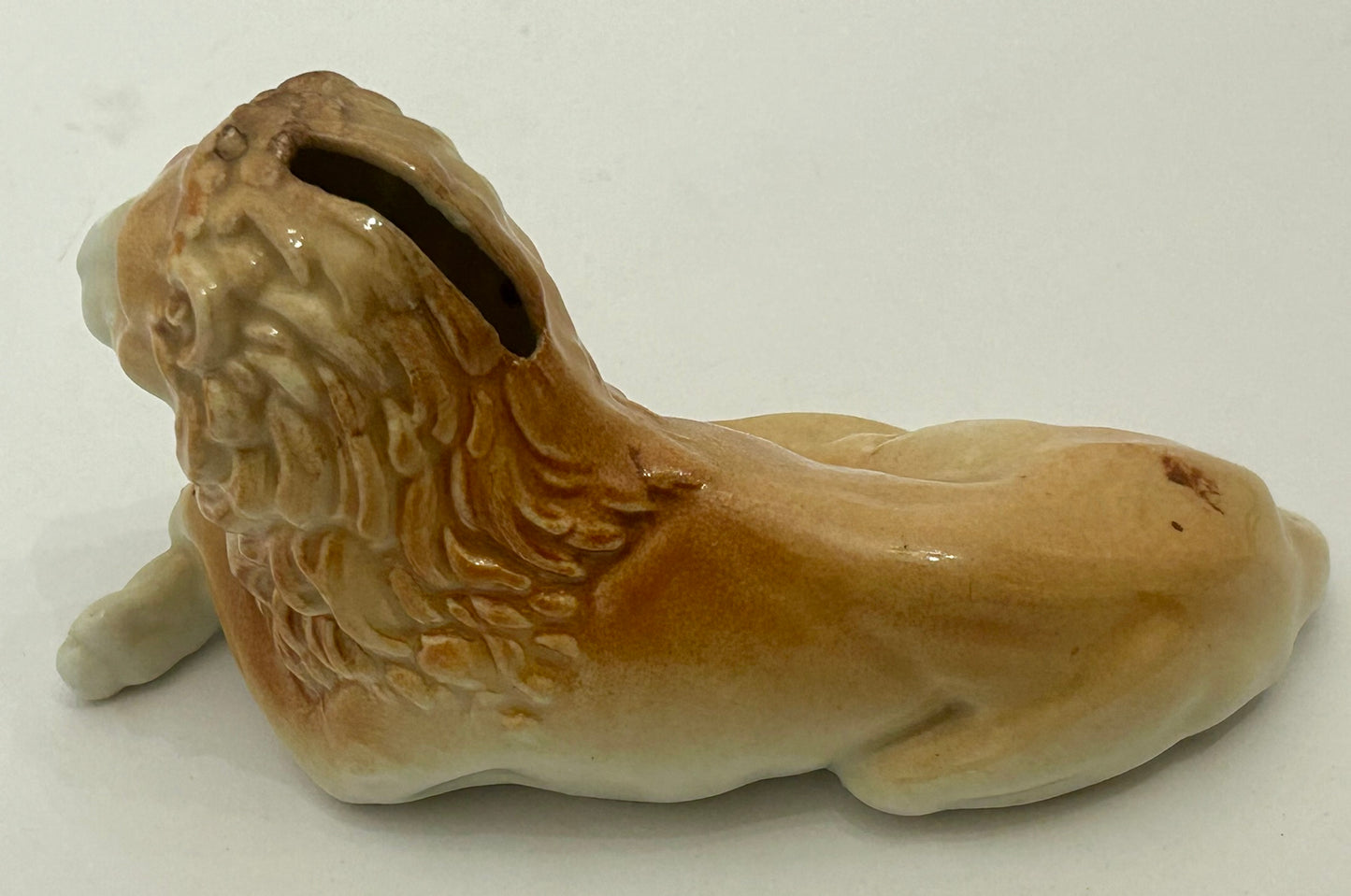 LION FIGURAL ANTIQUE CHINA BANK
