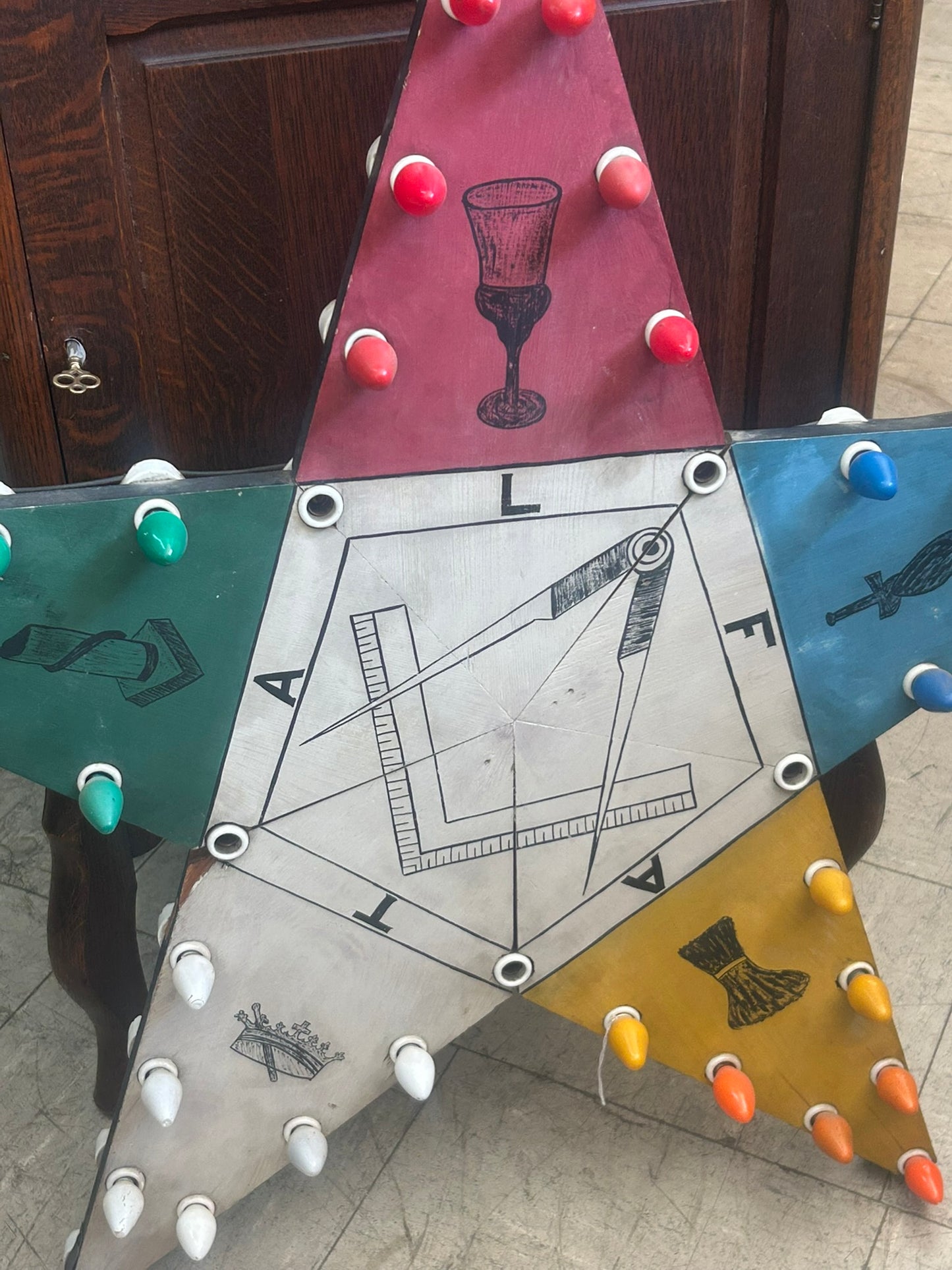 MASONIC EASTERN STAR LIGHT UP FIGURAL STAR ANTIQUE SIGN