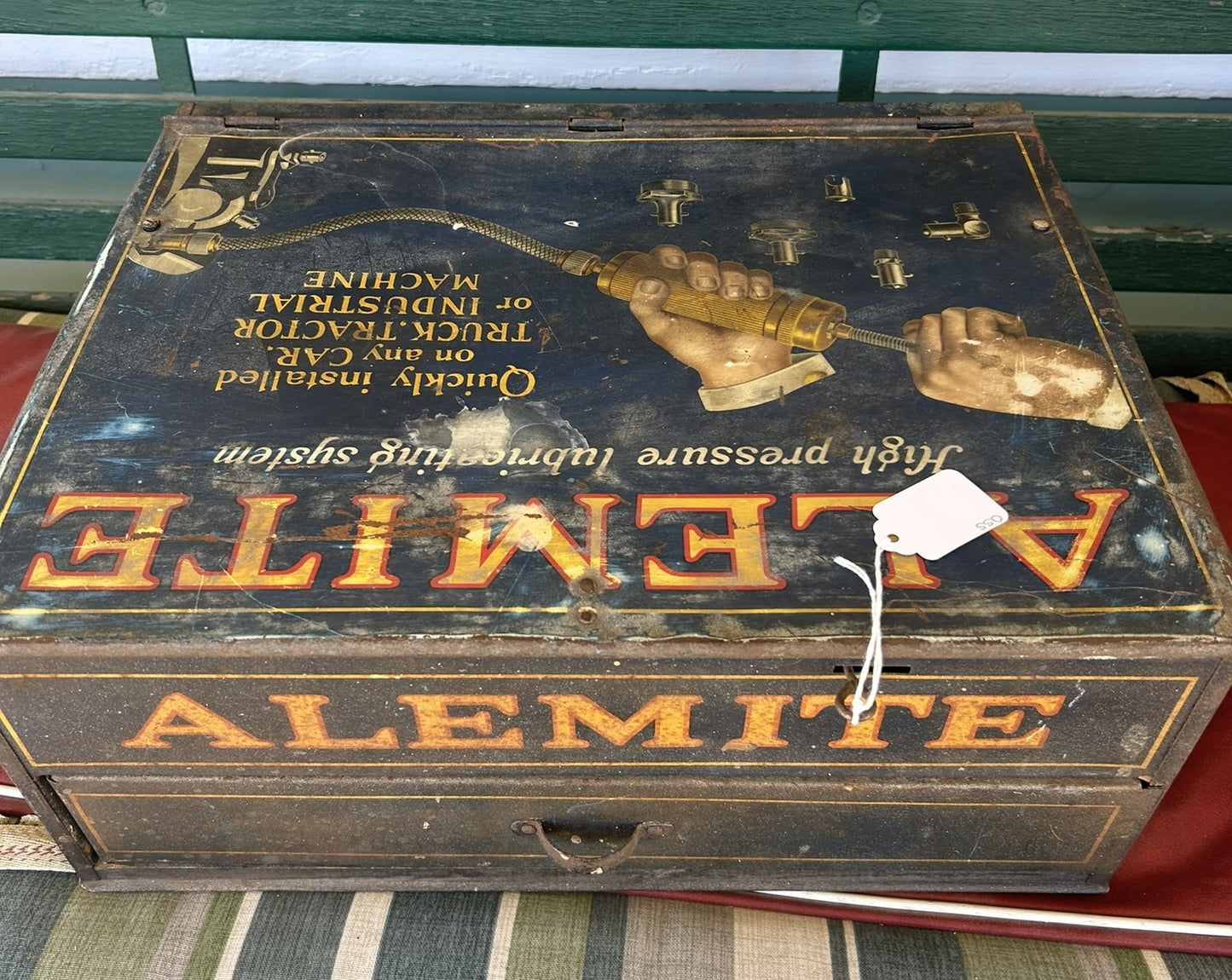 ANTIQUE MOTOR VEHICLE ALEMITE LUBRICANT TIN DISPLAY