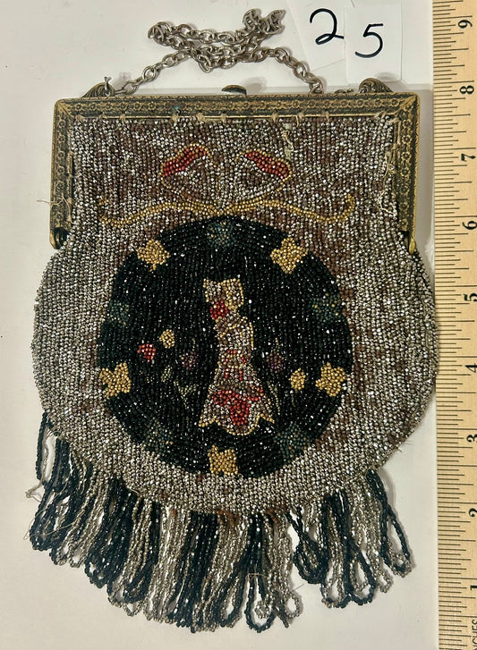ANTIQUE UNUSUAL BEADED "BONNET GIRL" DESIGN PURSE