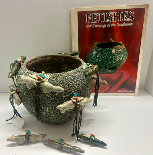 ZUNI FETISH CEREMONIAL JAR
