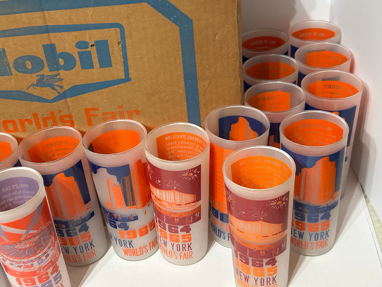MOBIL GASOLINE CASE OF NEW YORK 1964 WORLD'S FAIR GLASSES
