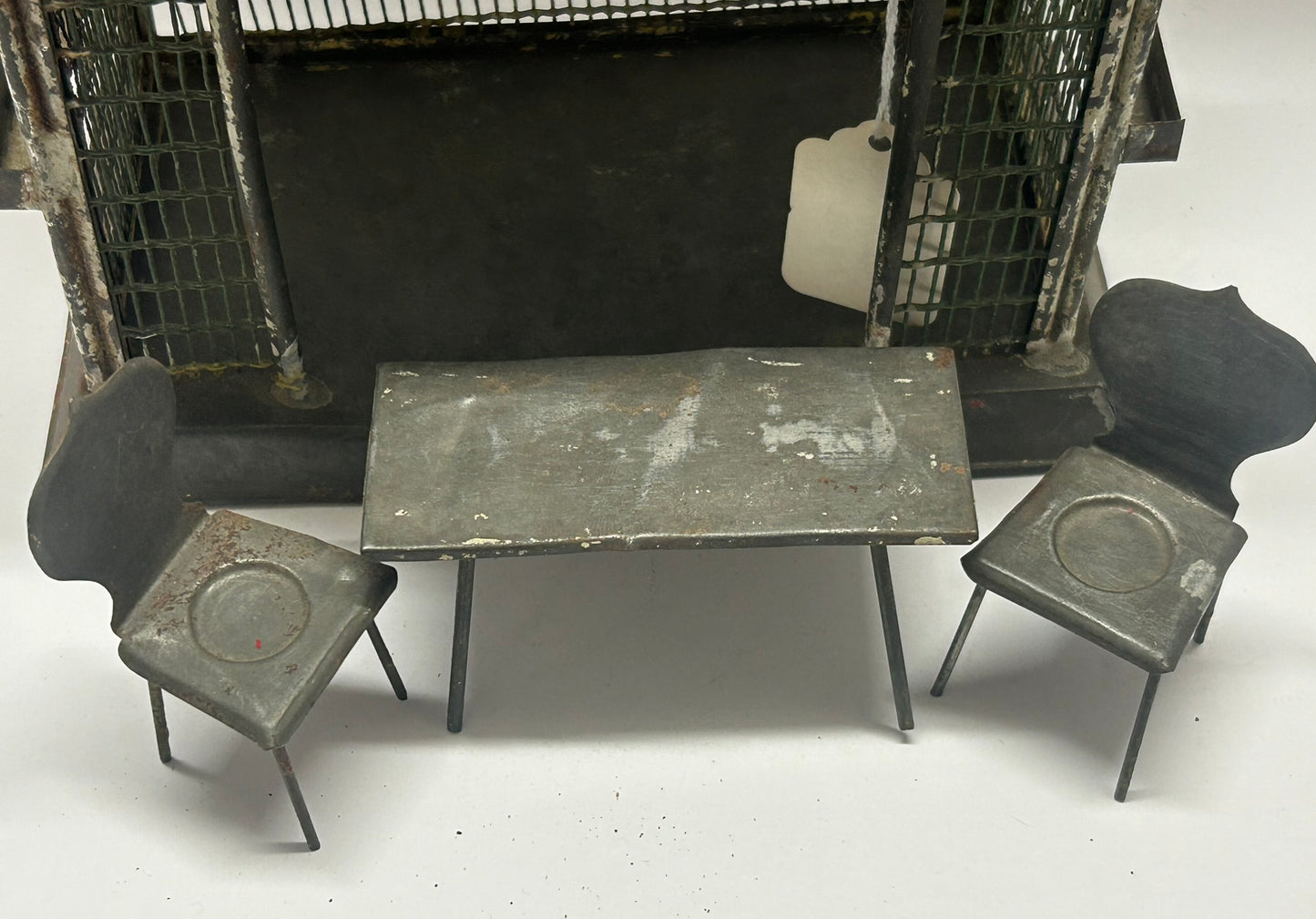 TOY TIN AND WIRE ANTIQUE ROOM WITH TABLE AND CHAIRS