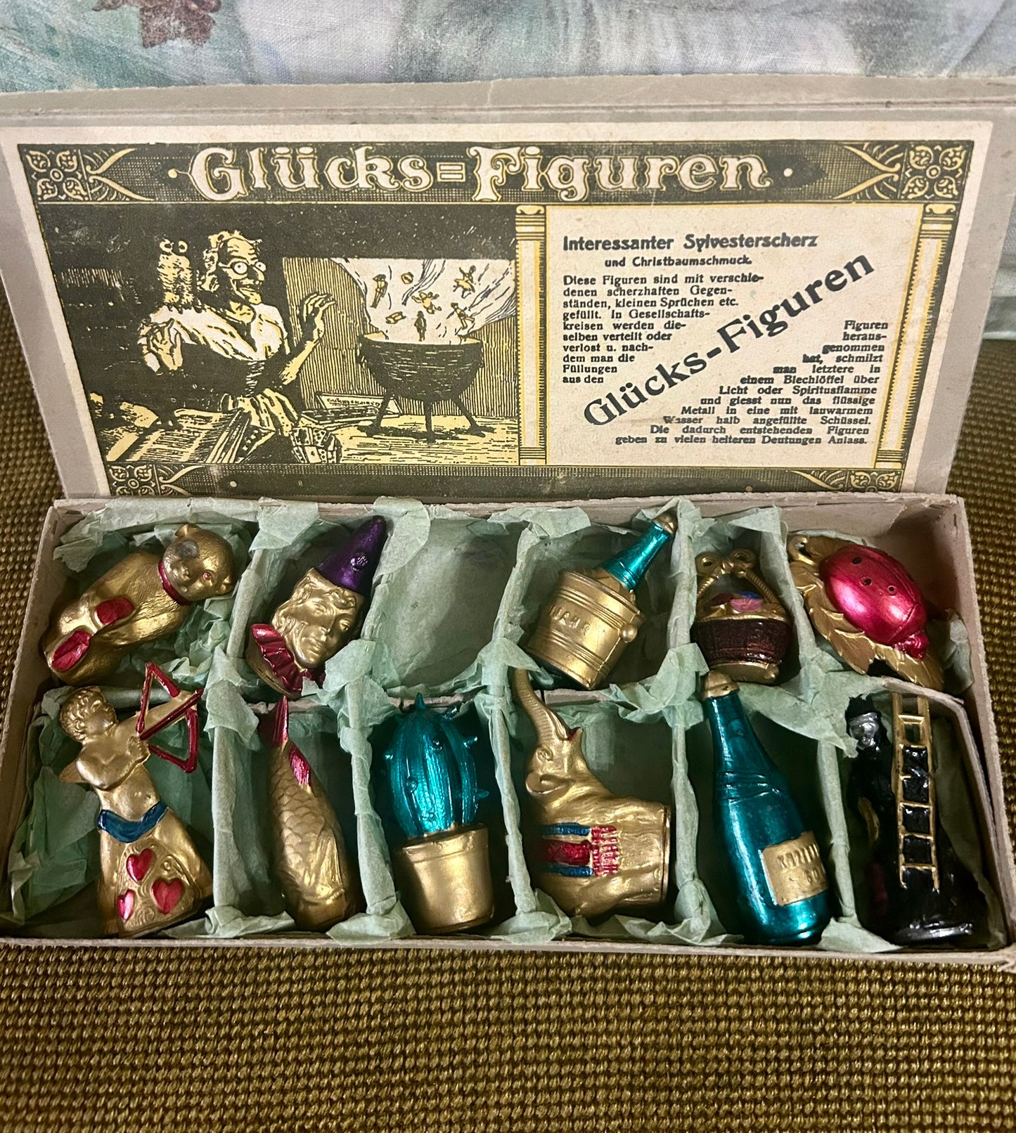 Bleigiessen New Years Metal Figures Set